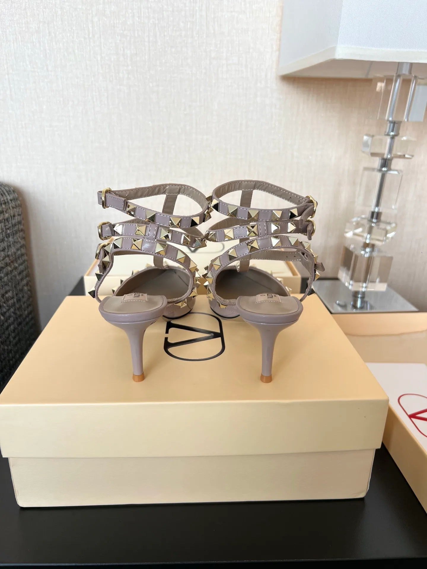 Women's Heels VALENTINO 17480209