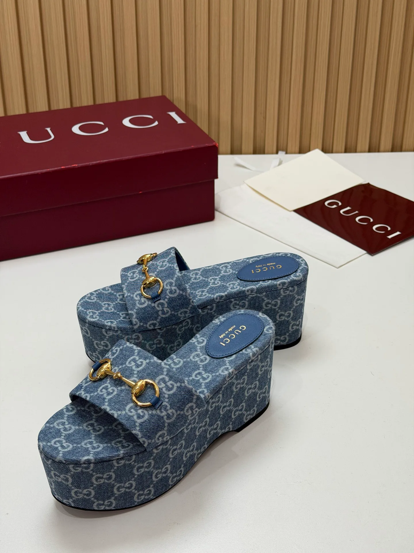 Women's Open-Toe Sandals GUCCI 17631672