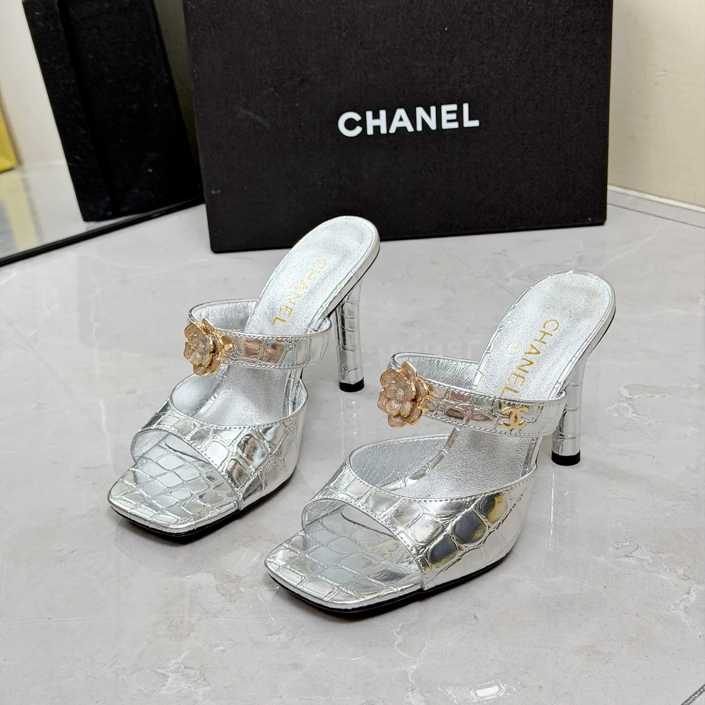 Women's Open-Toe Sandals CHANEL 17335035