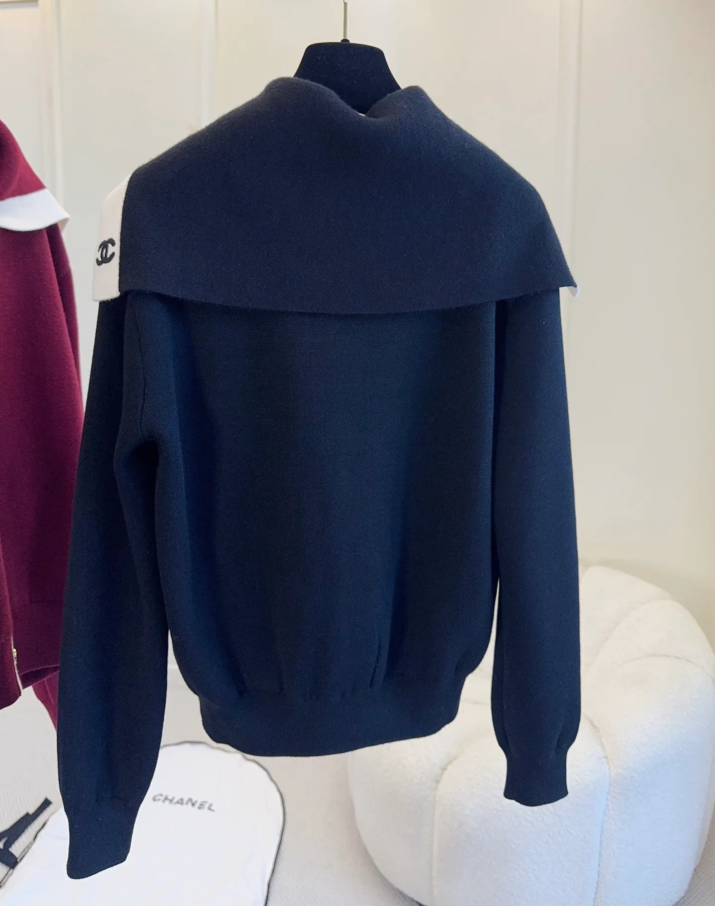 Women's Jumpers And Sweaters CHANEL 17960302