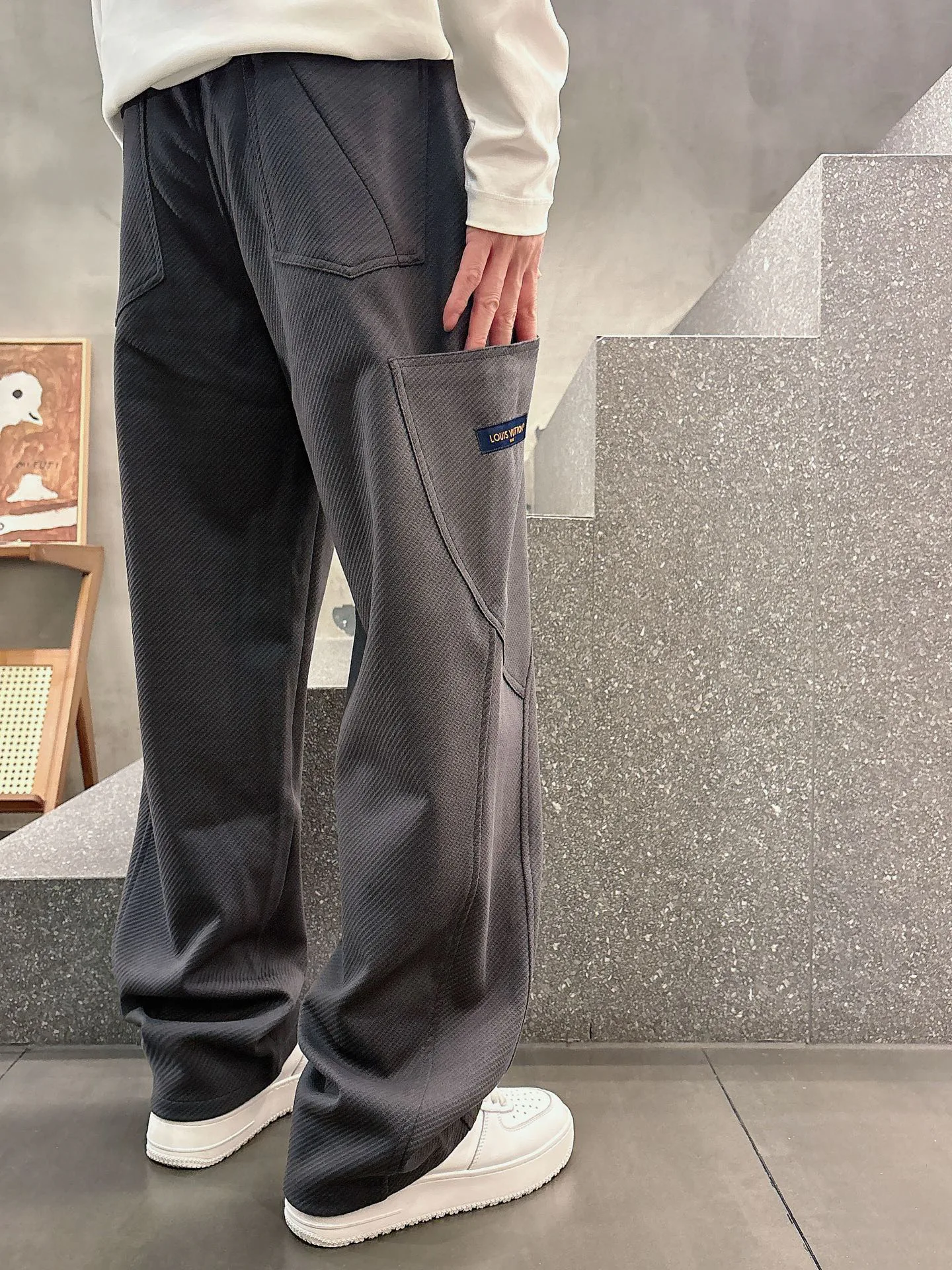 Men's Trousers LOUIS VUITTON 18340440