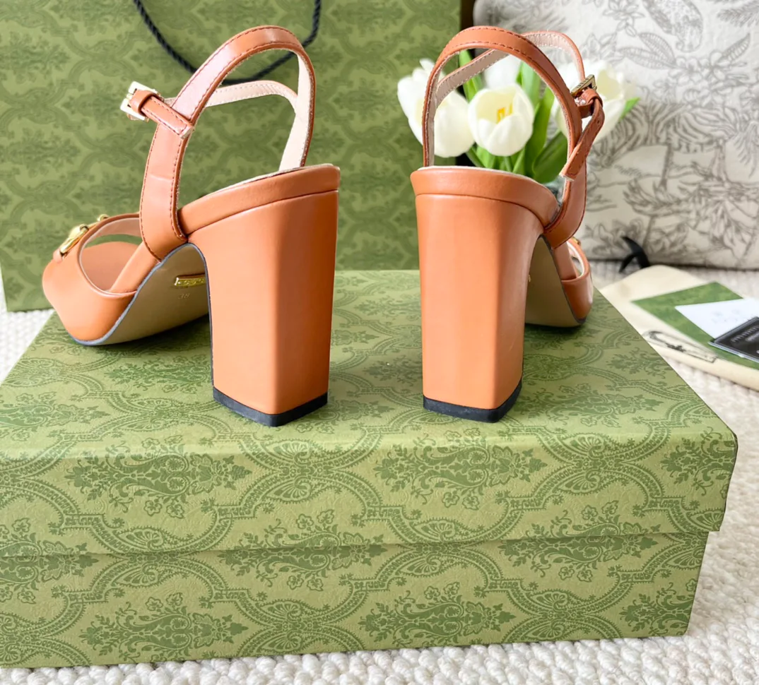 Women's Open-Toe Sandals GUCCI 17614720