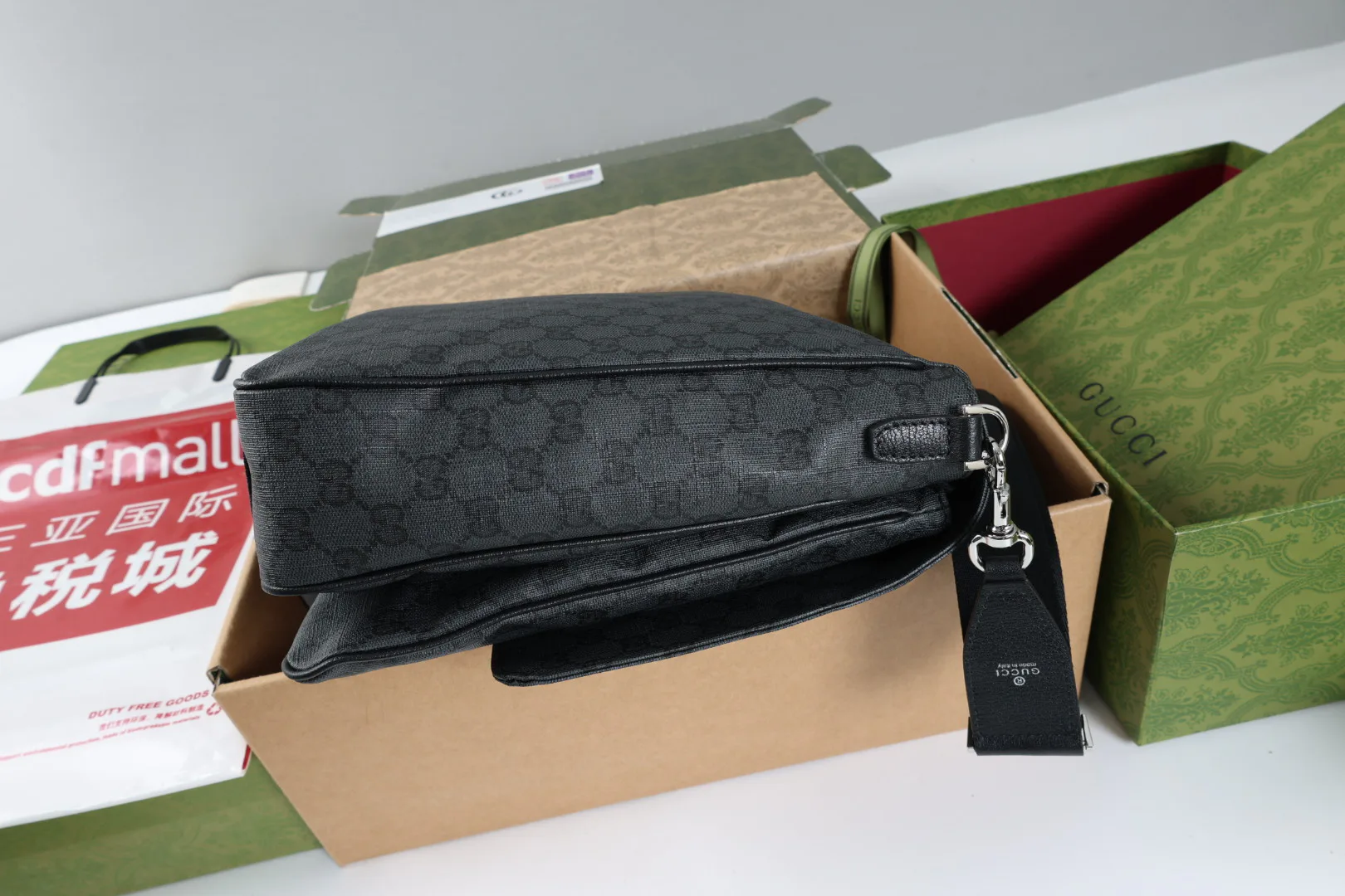 Women's Classic Handbags GUCCI 18065490