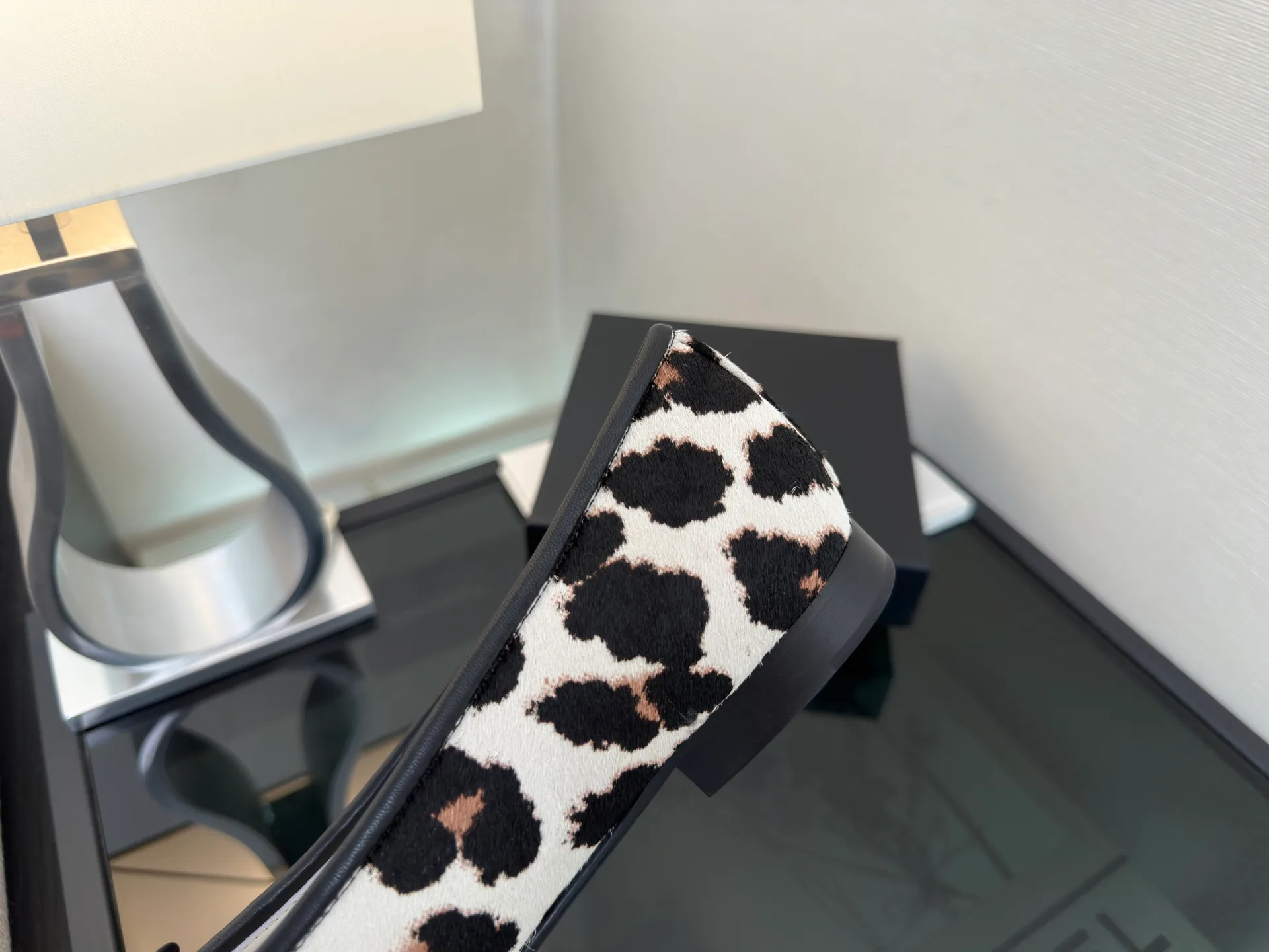 Women's Ballet Flats CHANEL 18248634