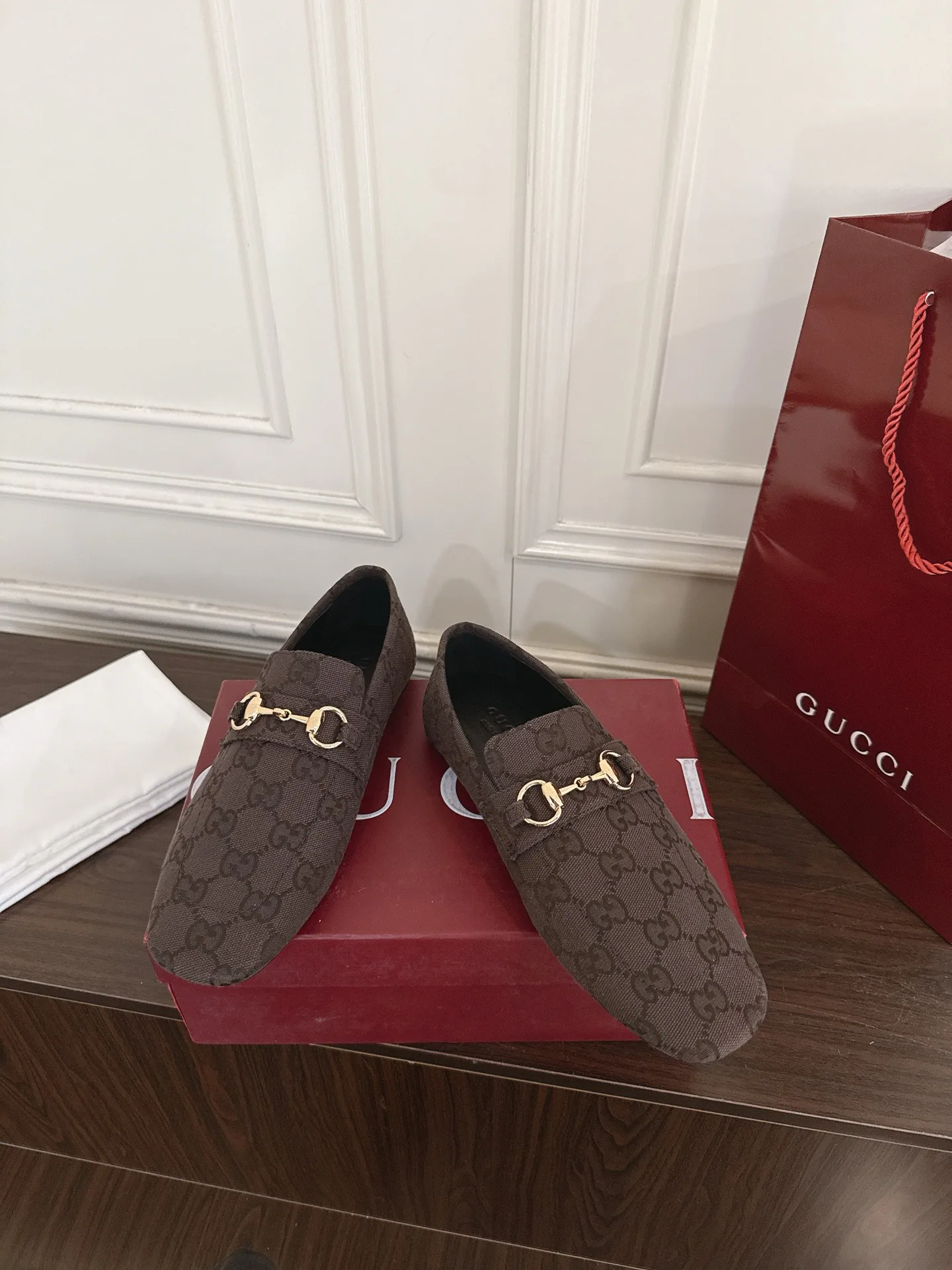 Women's Loafers And Moccasins GUCCI 17956773