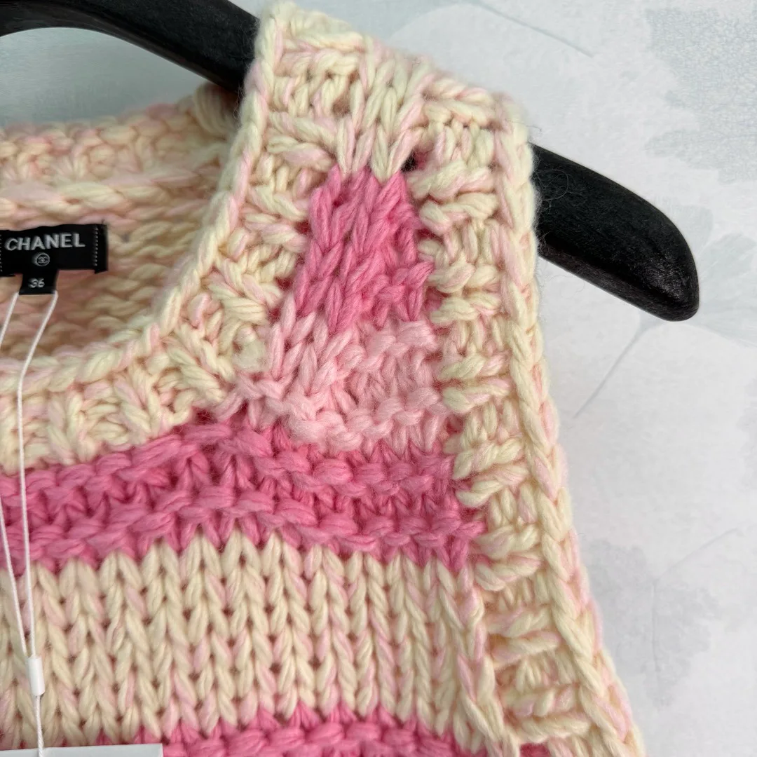 Women's Vests CHANEL 18363005