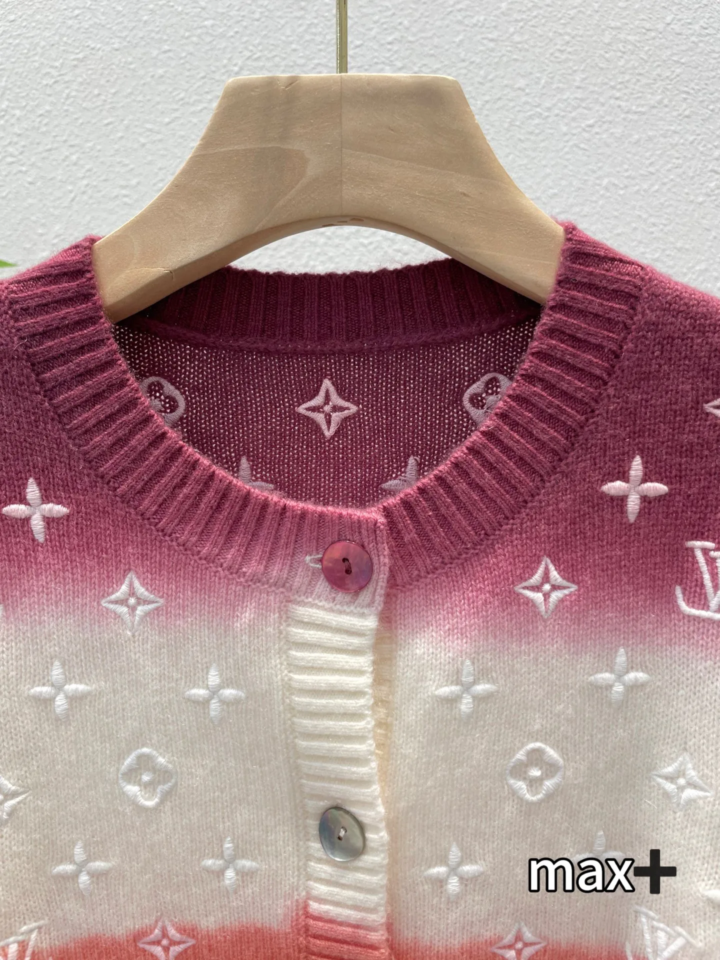 Women's Jumpers And Sweaters LOUIS VUITTON 18106557