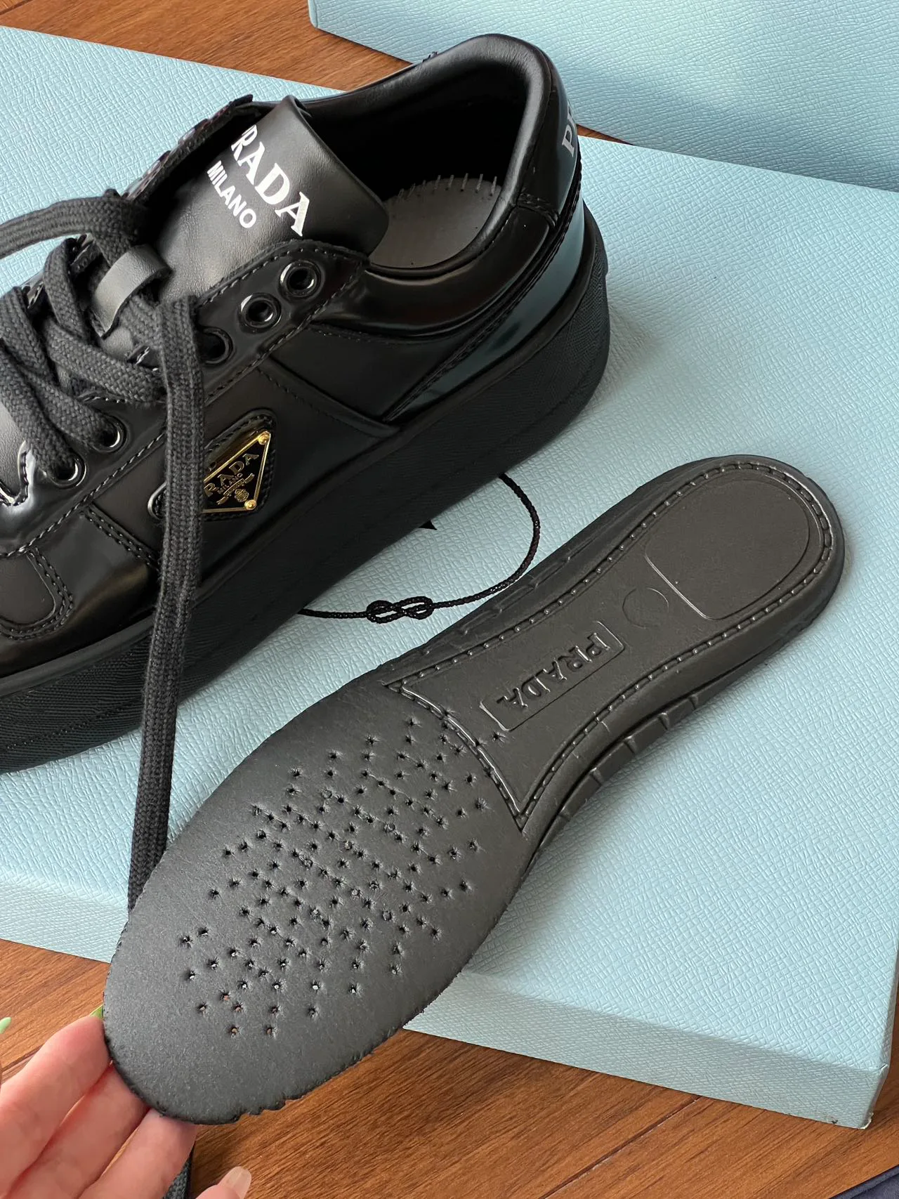 Women's Sneakers PRADA 18170778