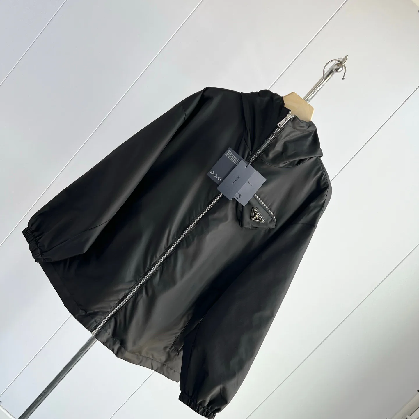 Women's Jackets And Down Jackets PRADA 18145423