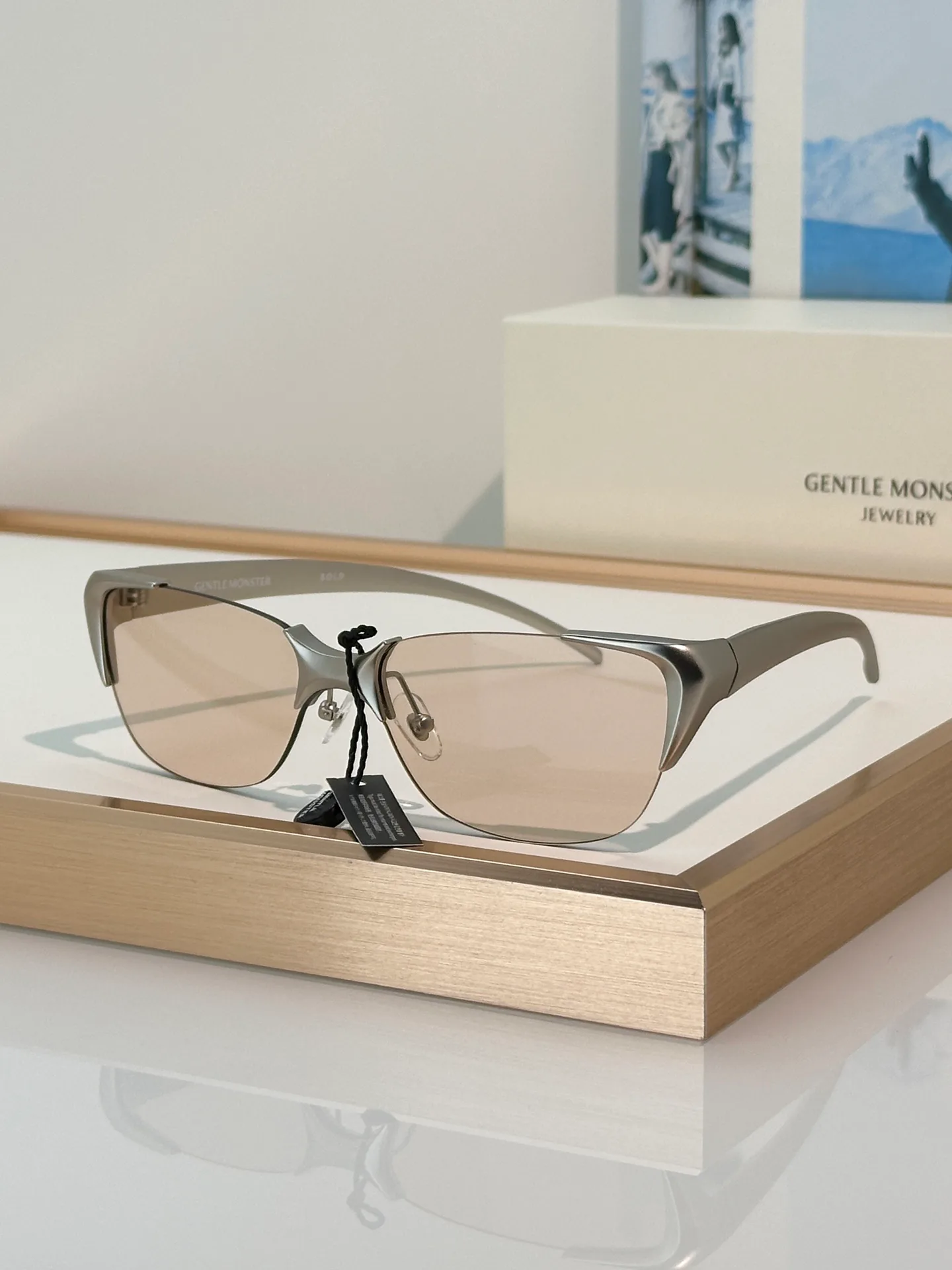 Glasses GENTLE MONSTER 18345150