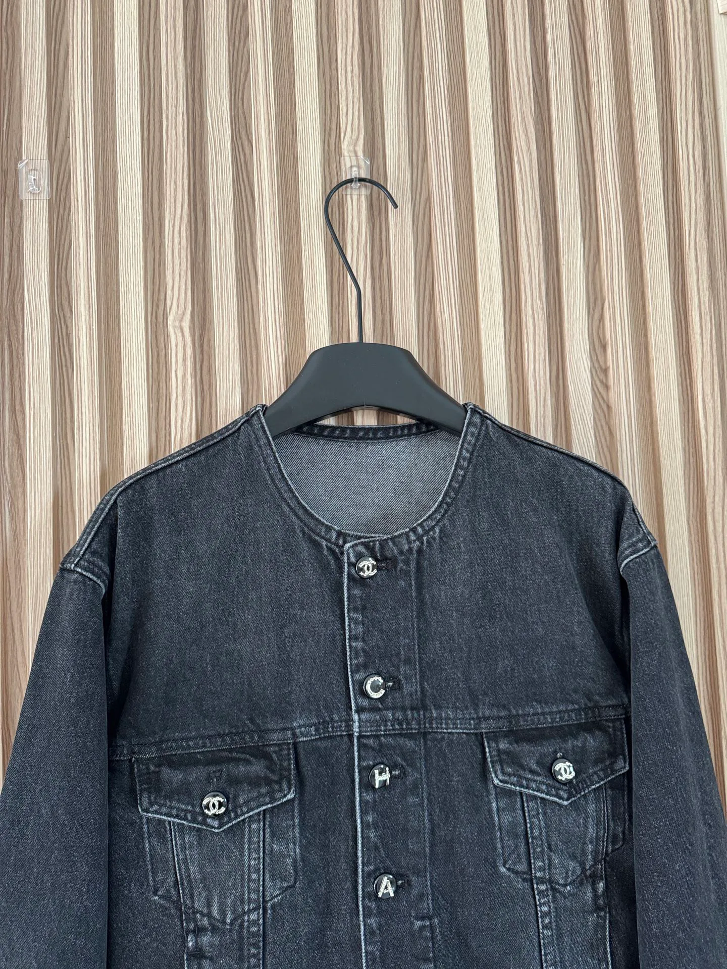 Women's Jackets And Down Jackets CHANEL 18174607