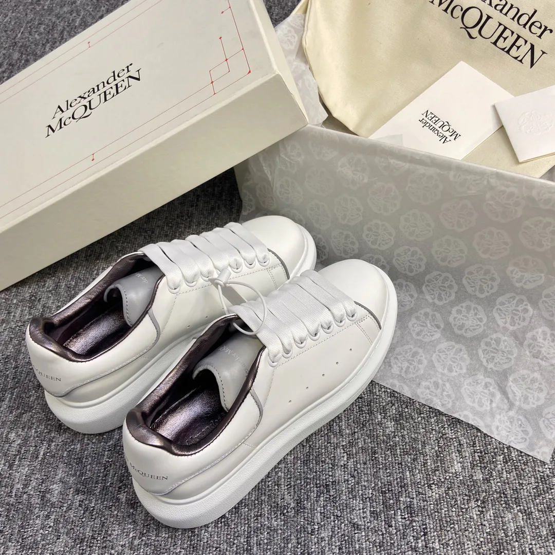Women's Sneakers ALEXANDER MCQUEEN 17963424