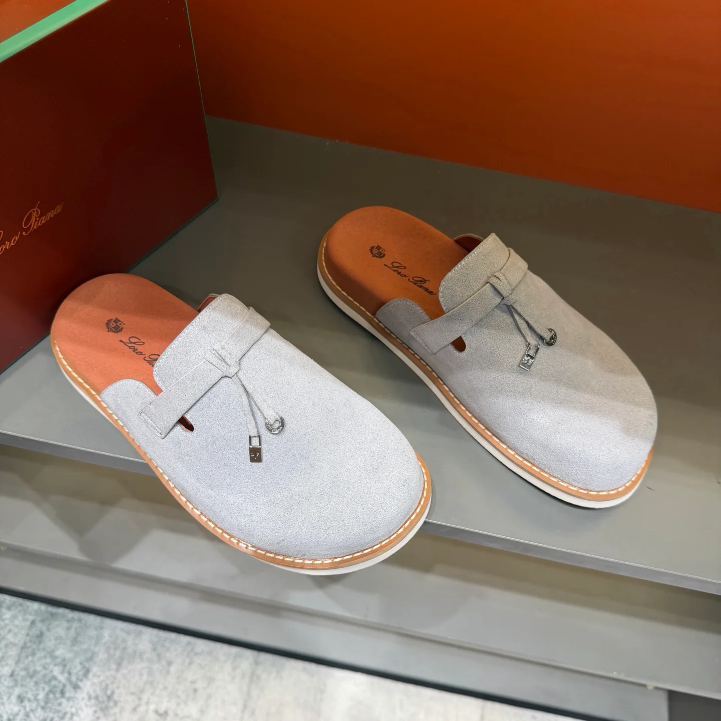 Women's Mules And Clogs LORO PIANA 18400753