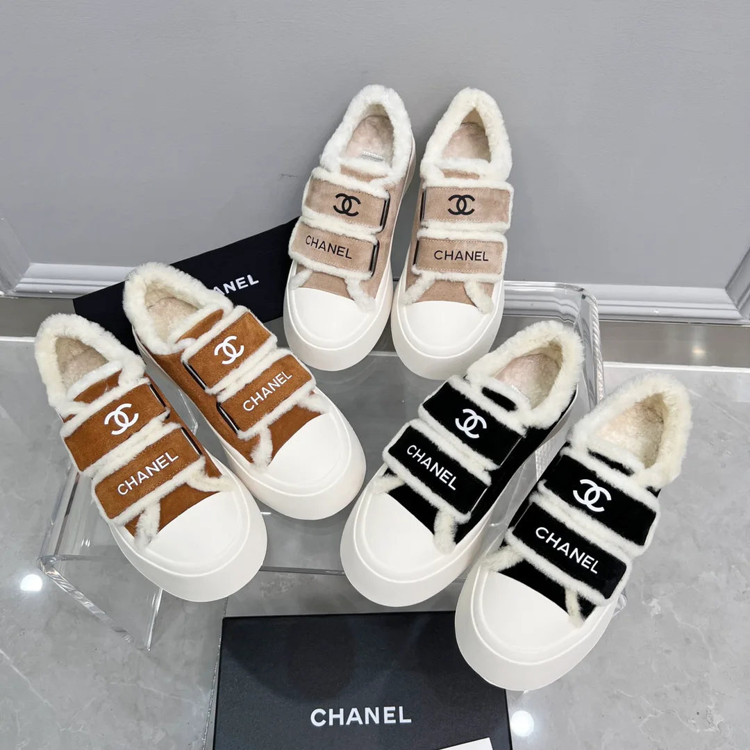 Кроссовки Женские Chanel 18678672