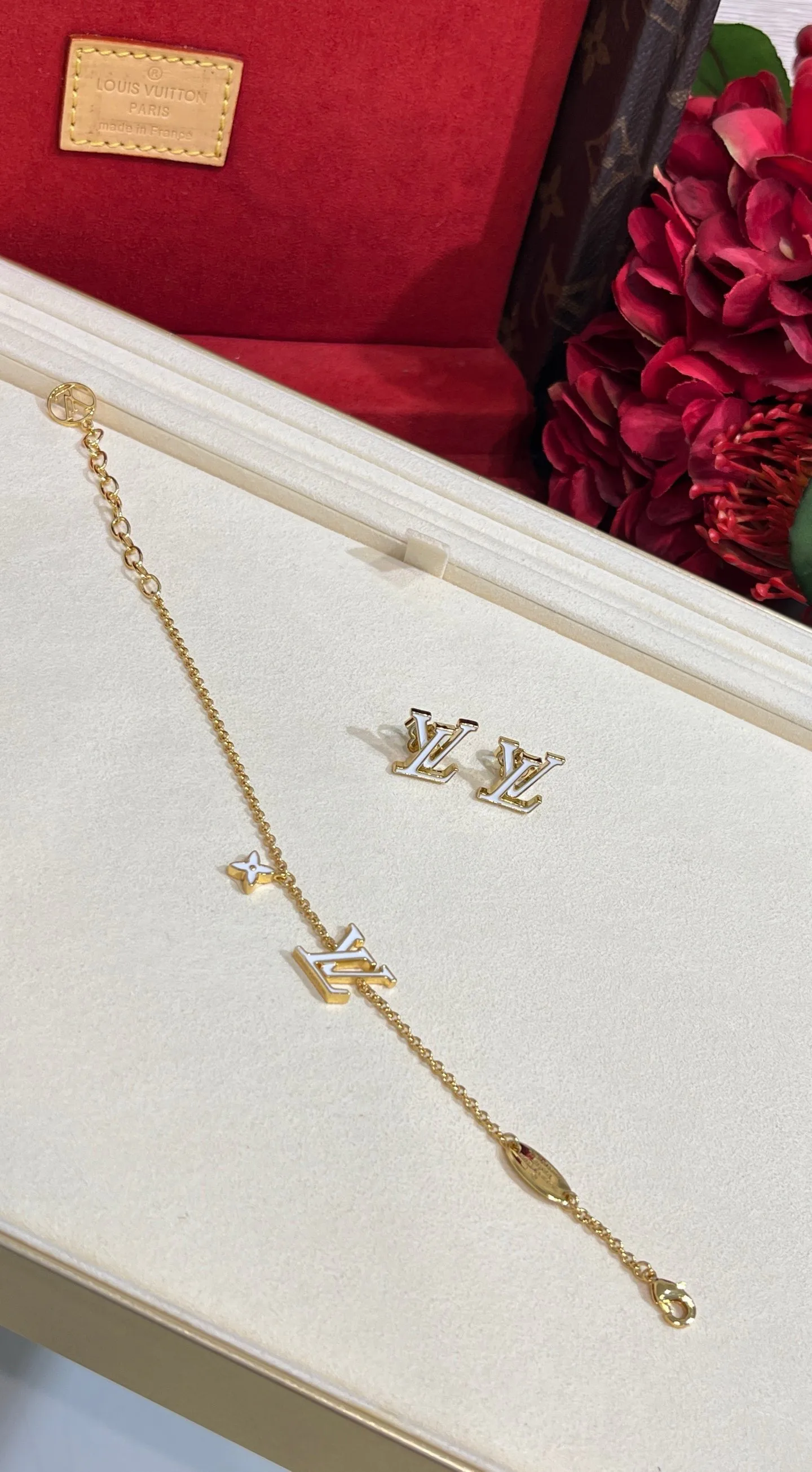 Jewelry LOUIS VUITTON 17819351