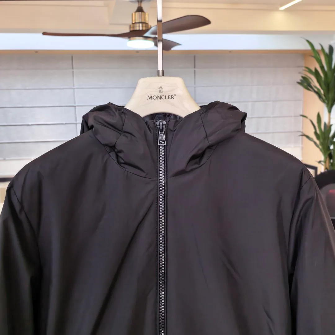 Men's Jackets And Down Jackets MONCLER 18281291