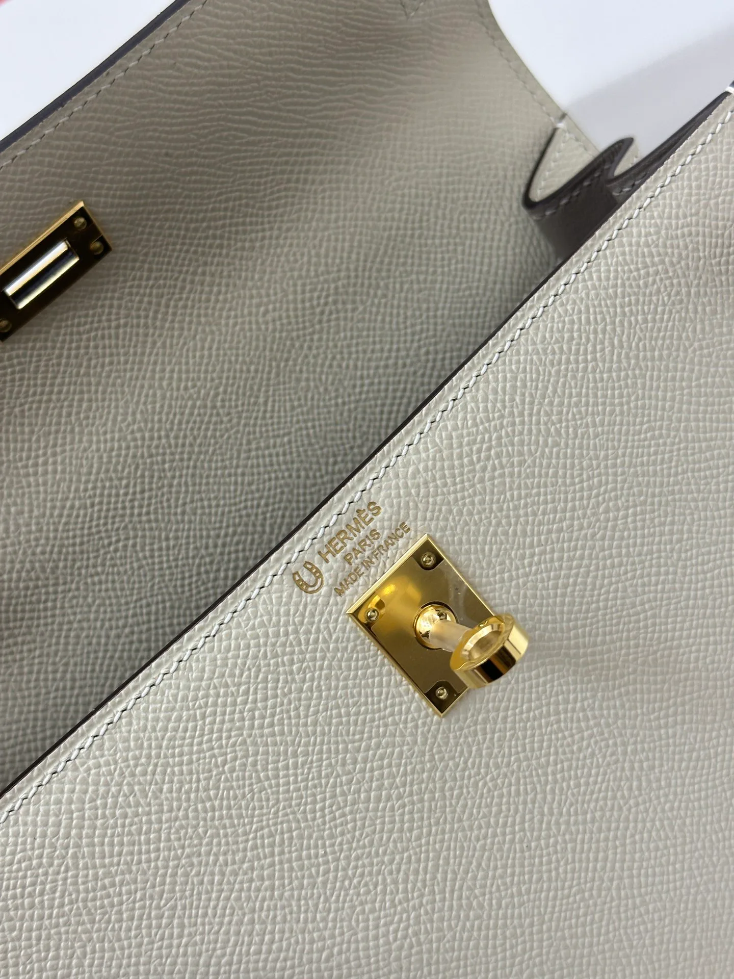 Women's Classic Handbags HERMES 18454929