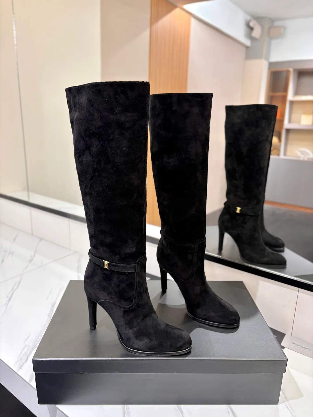 Women's Boots SAINT LAURENT 18508903