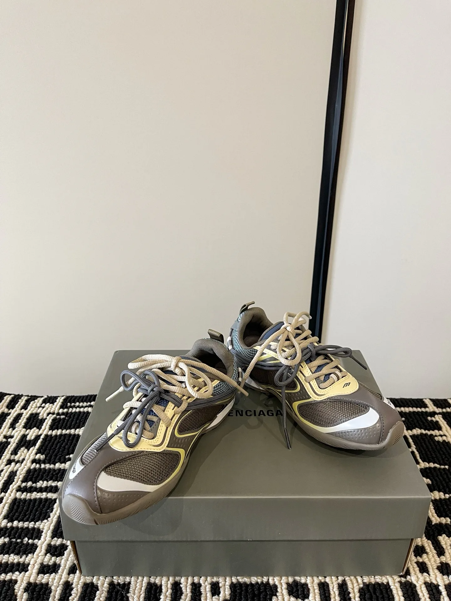 Women's Sneakers BALENCIAGA 18386313