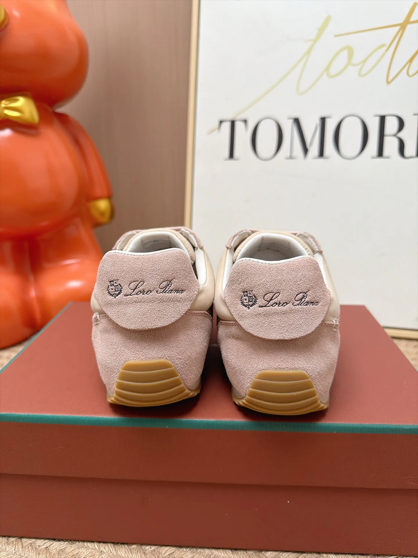 Women's Sneakers LORO PIANA 18239747