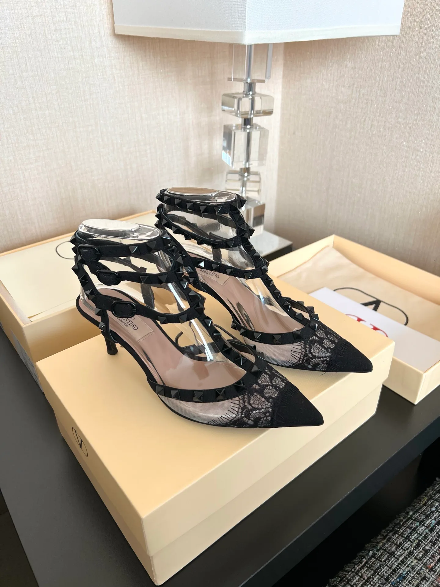 Women's Heels VALENTINO 17480163