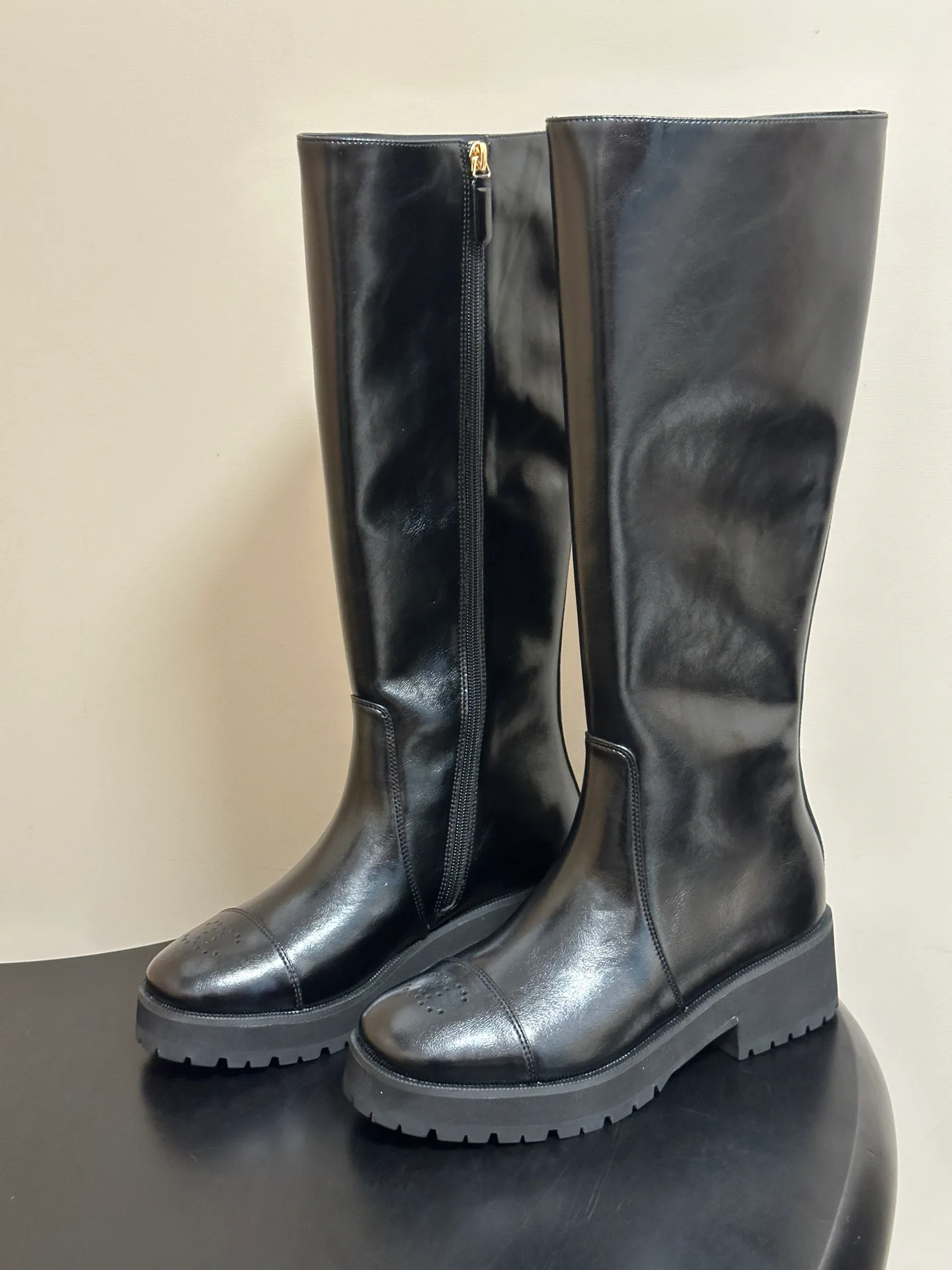Women's Boots CHANEL 18048835