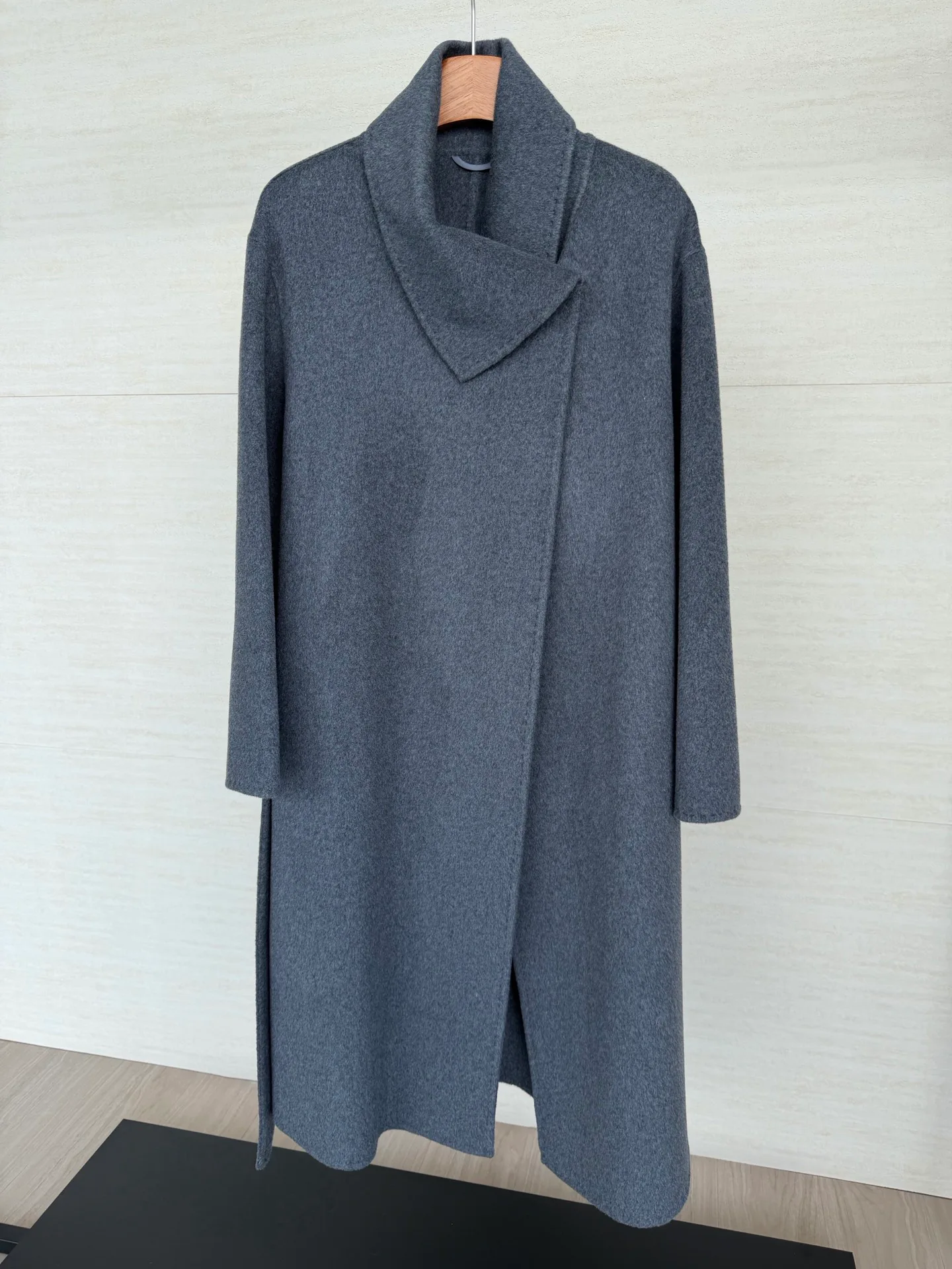 Women's Coats LORO PIANA 18539998