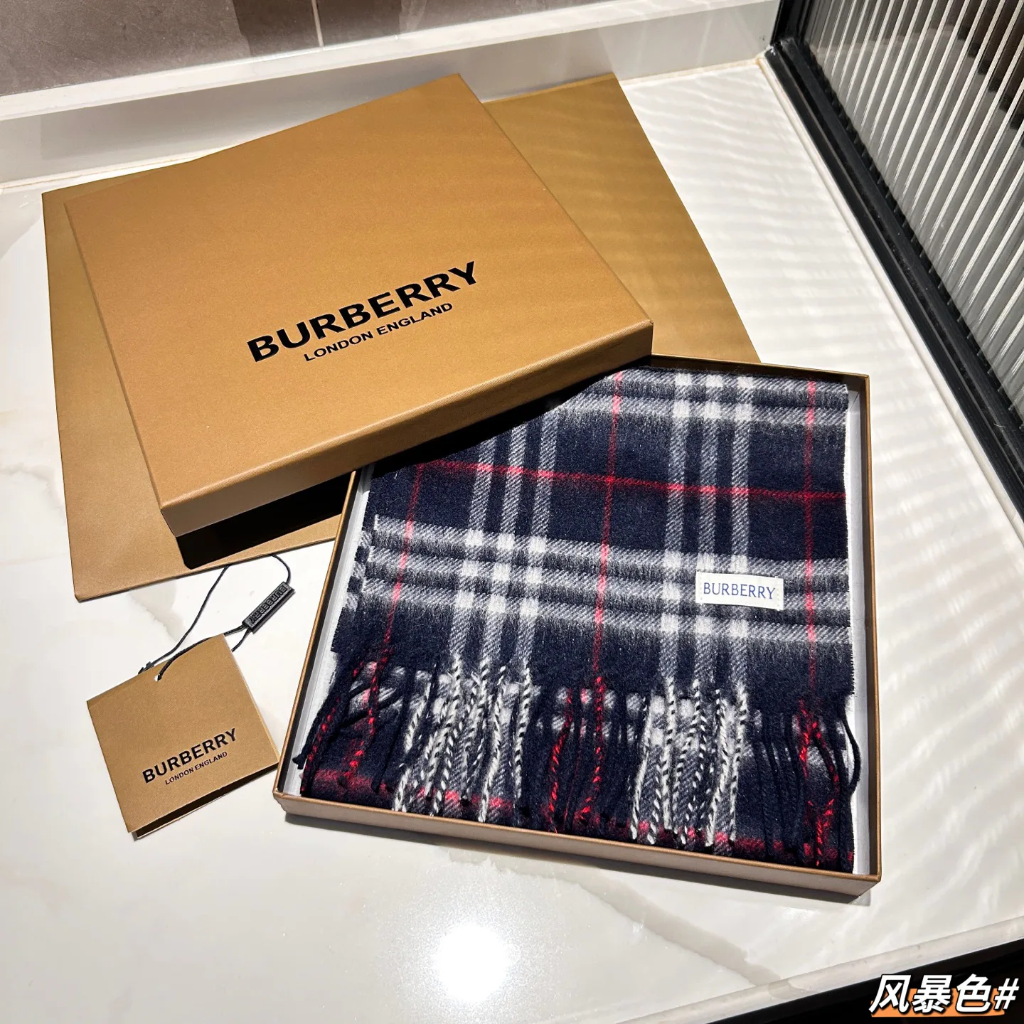 Scarves BURBERRY 18507395