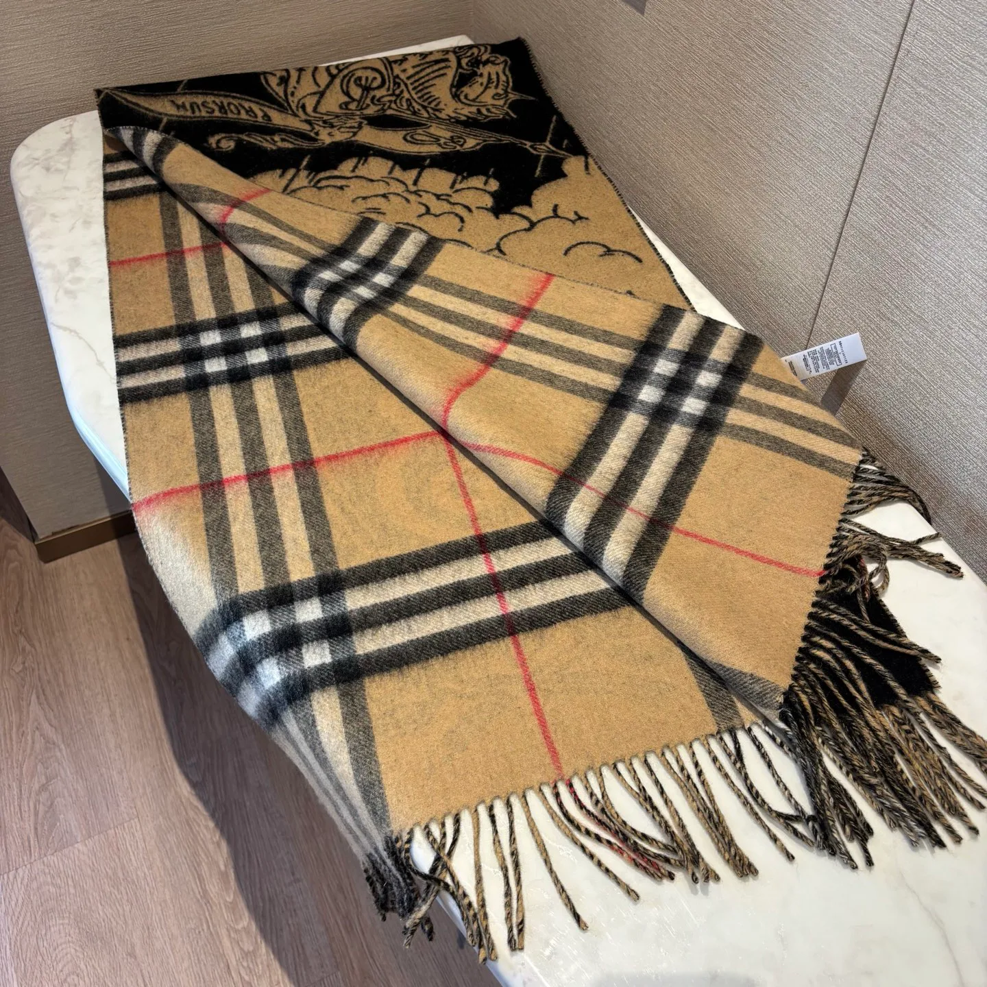 Scarves BURBERRY 18507335