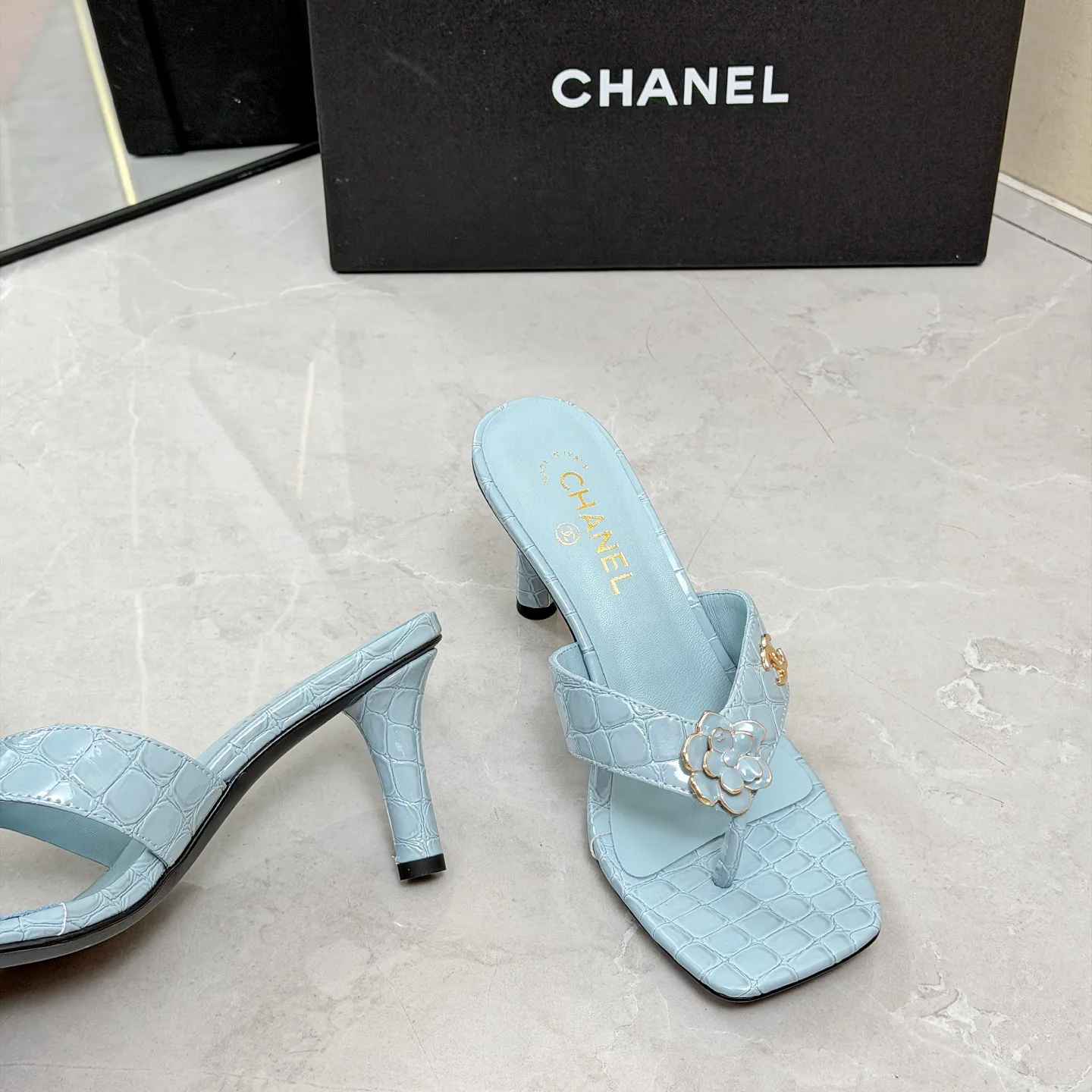 Women's Open-Toe Sandals CHANEL 17335025