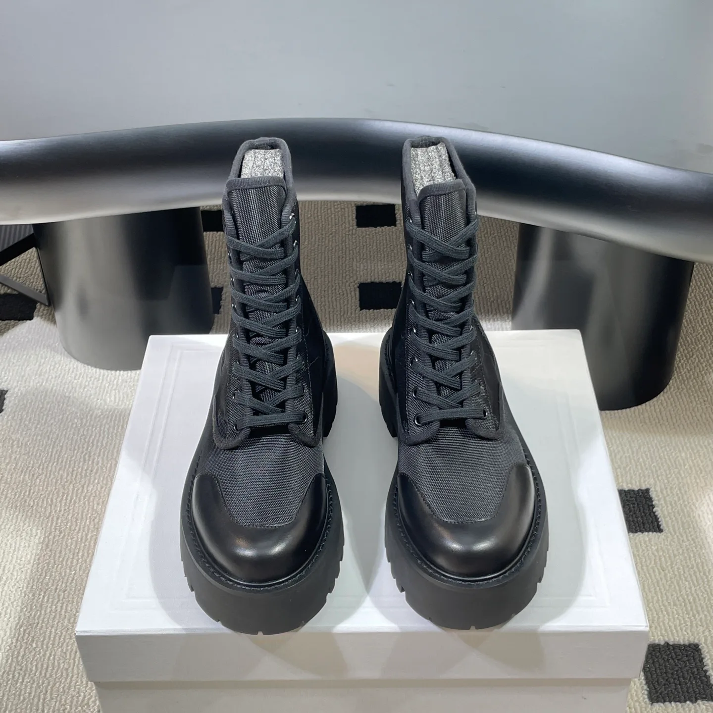 Women's Ankle Boots CELINE 18041639