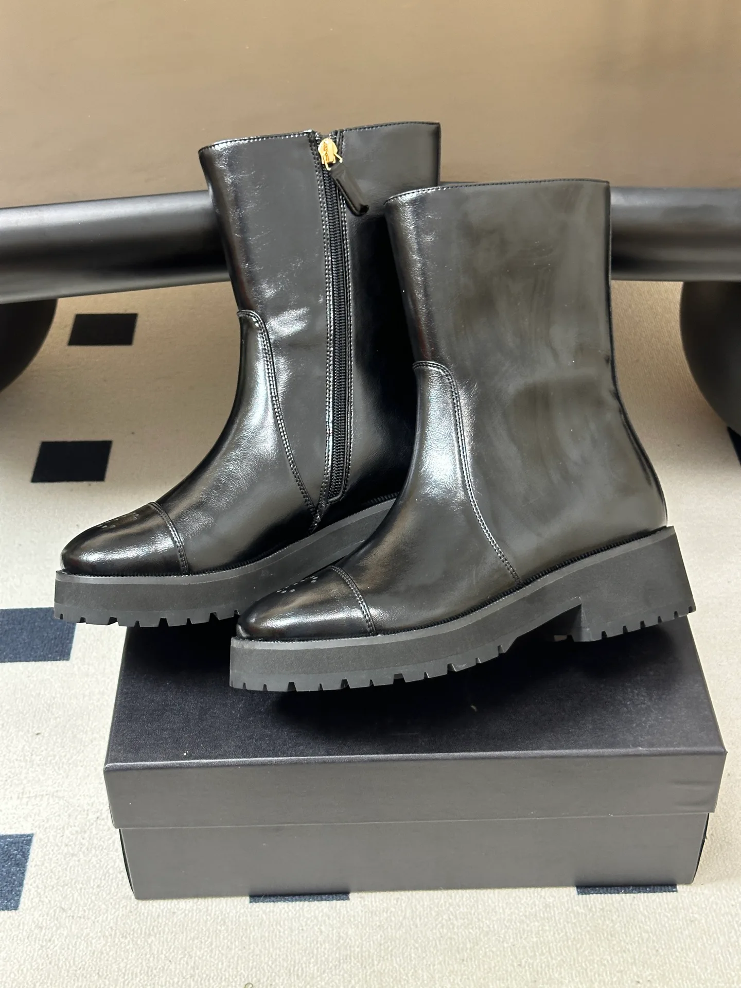 Women's Boots CHANEL 18048840