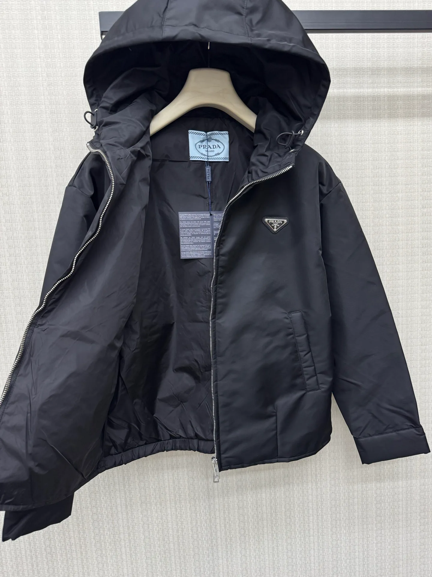 Women's Jackets And Down Jackets PRADA 18204533