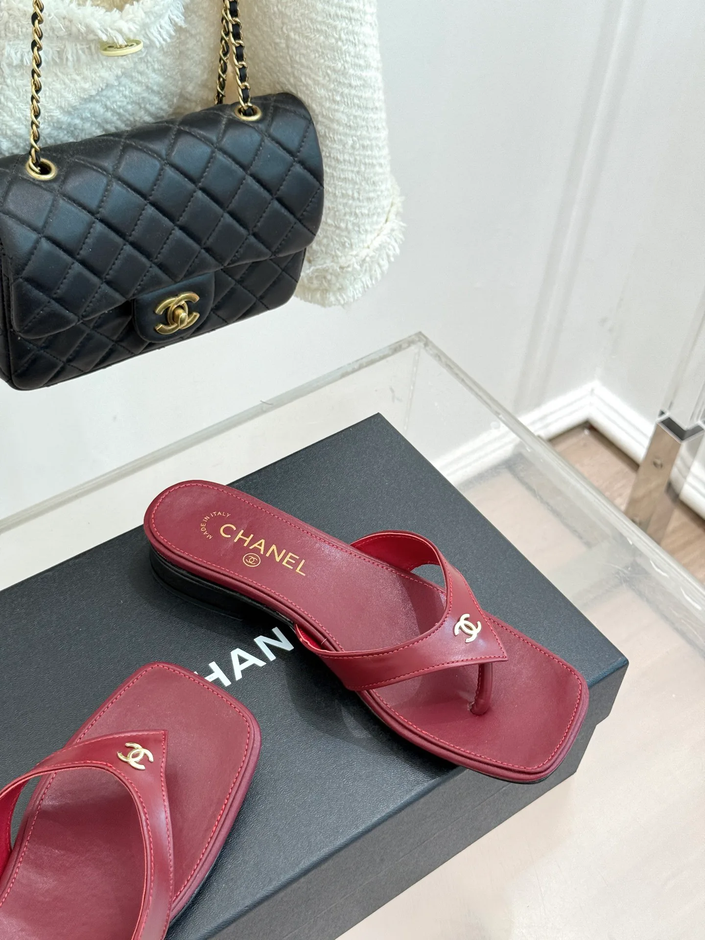 Women's Flip-Flops CHANEL 17724128
