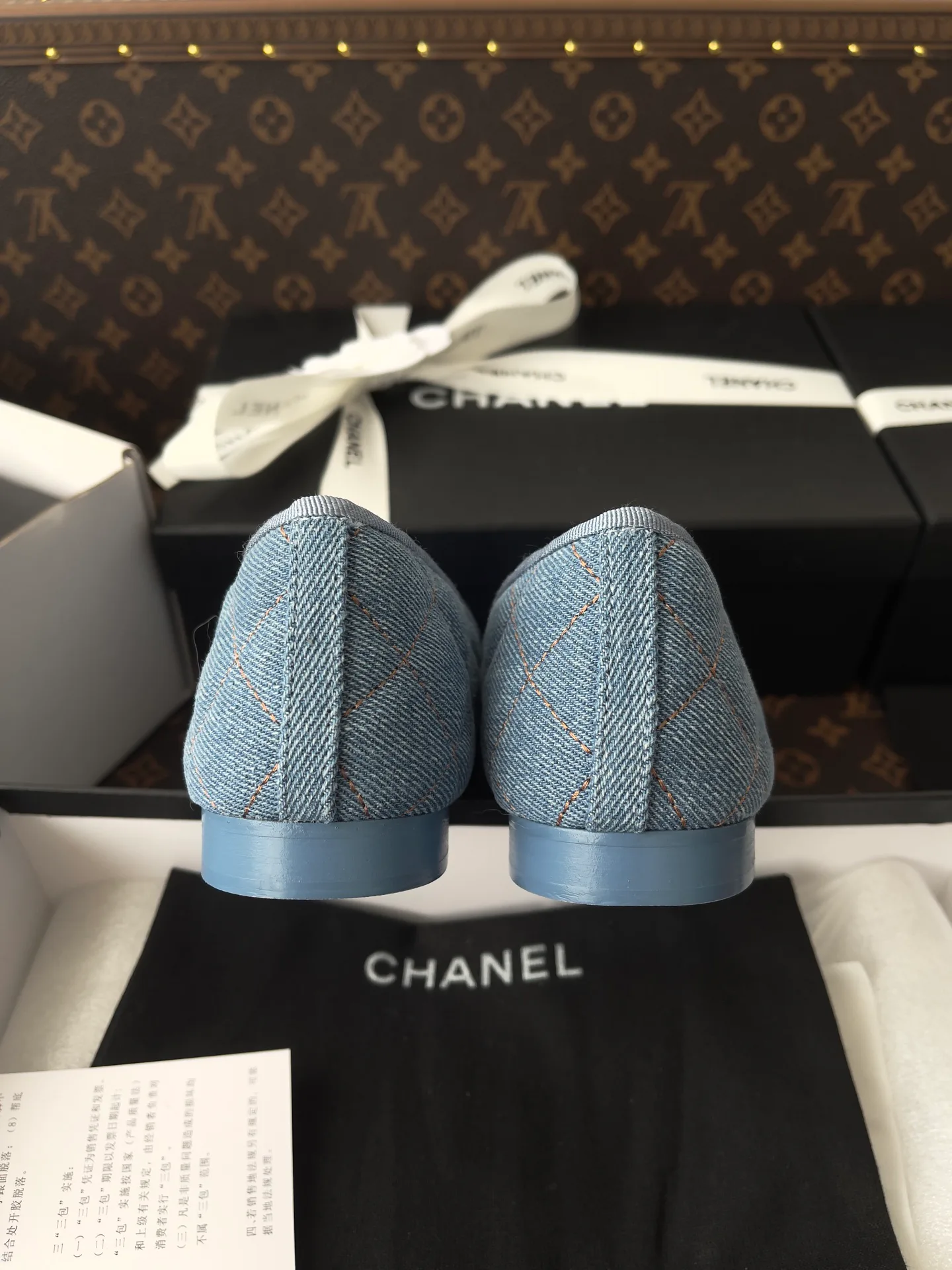 Women's Ballet Flats CHANEL 18153013