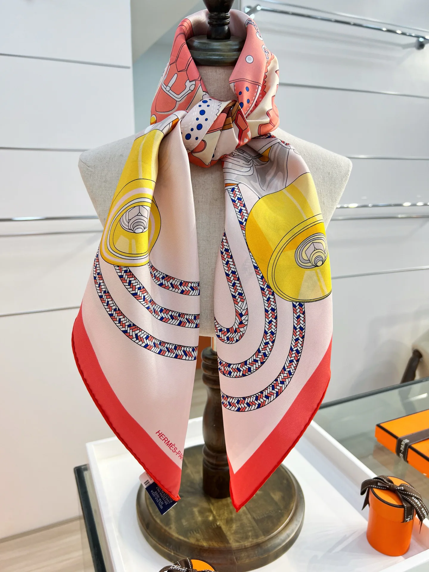 Silk Scarves HERMES 17991634