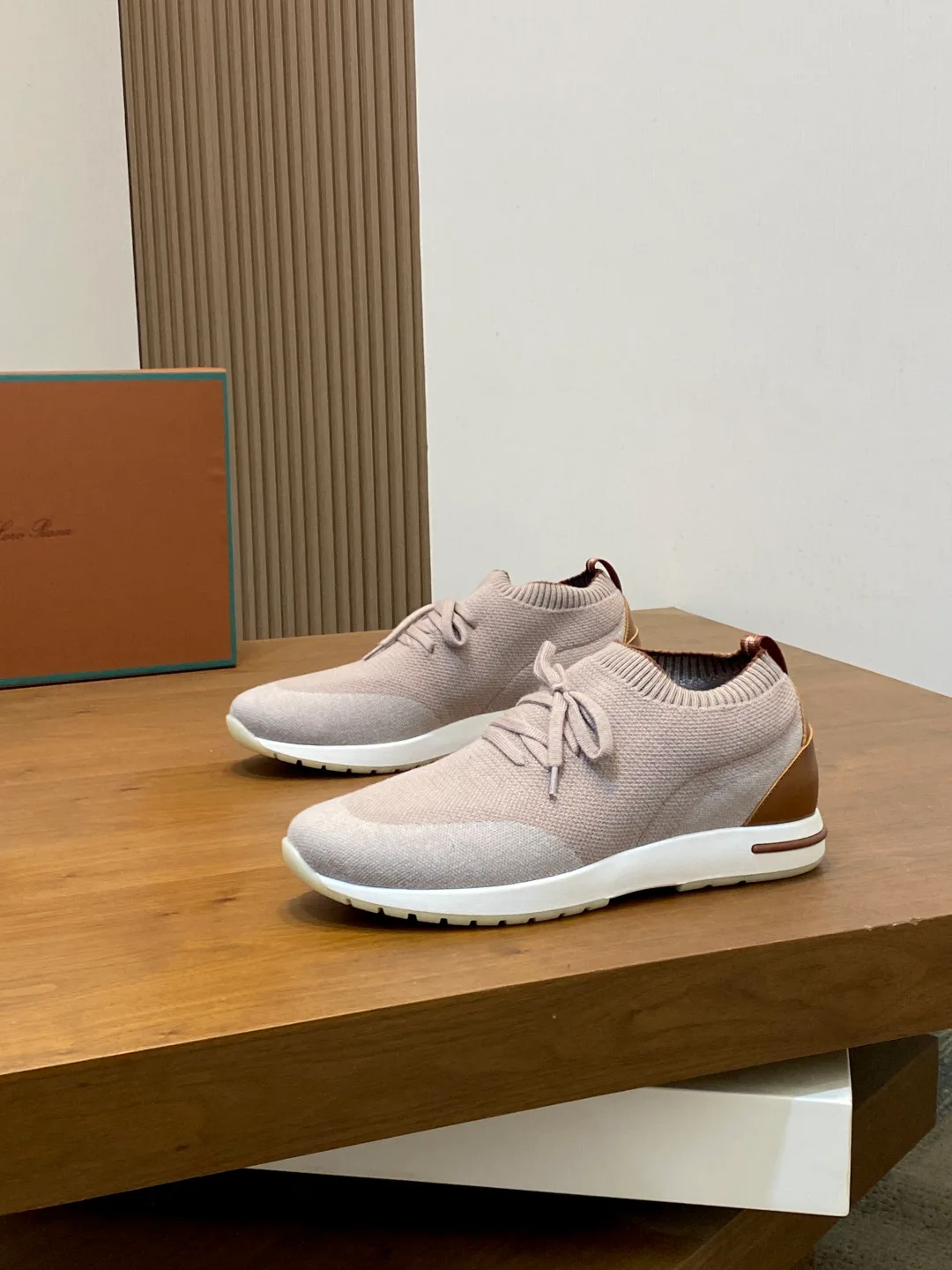Кроссовки Мужские Loro Piana 18586459