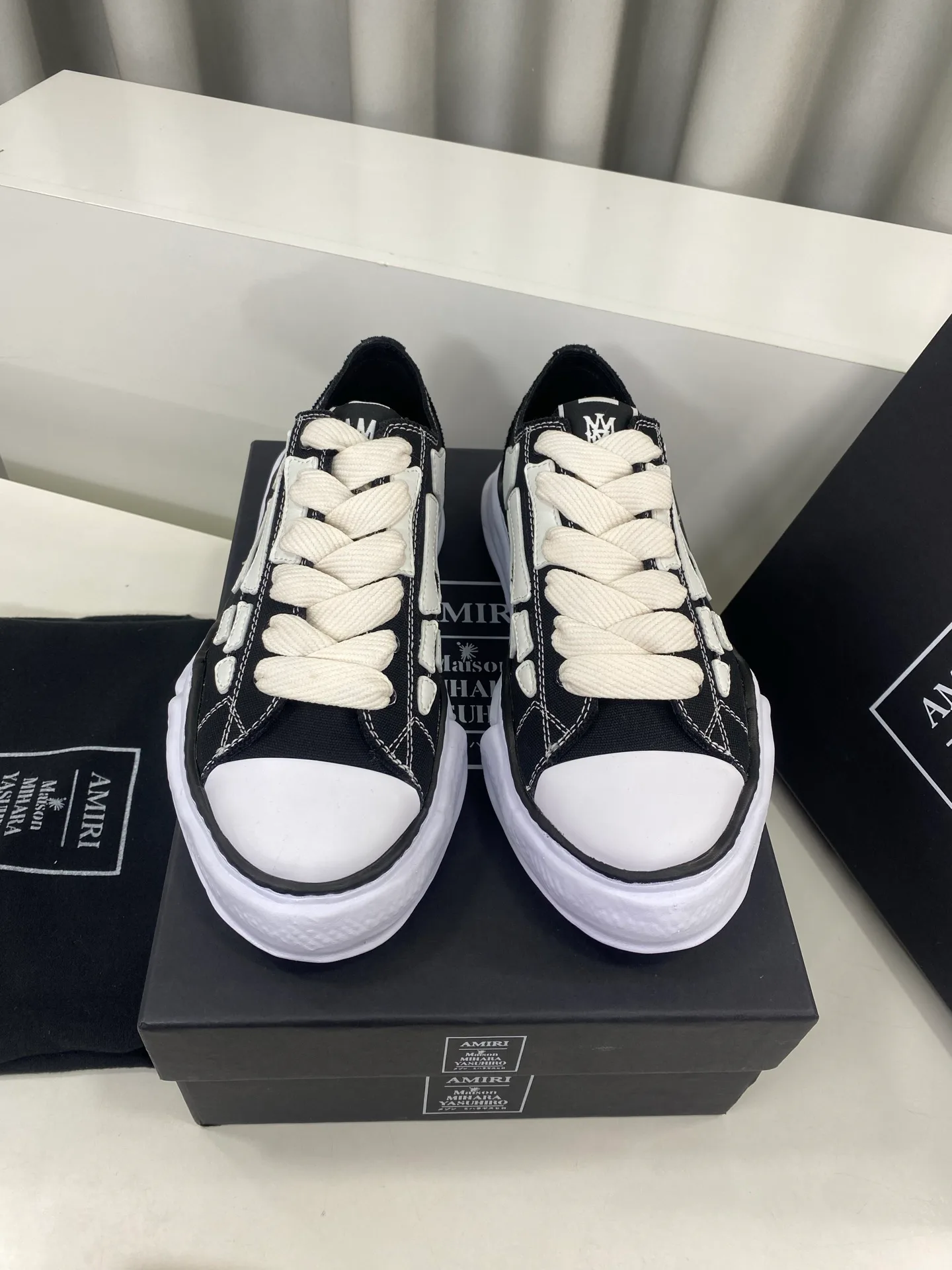 Women's Sneakers AMIRI 17835022