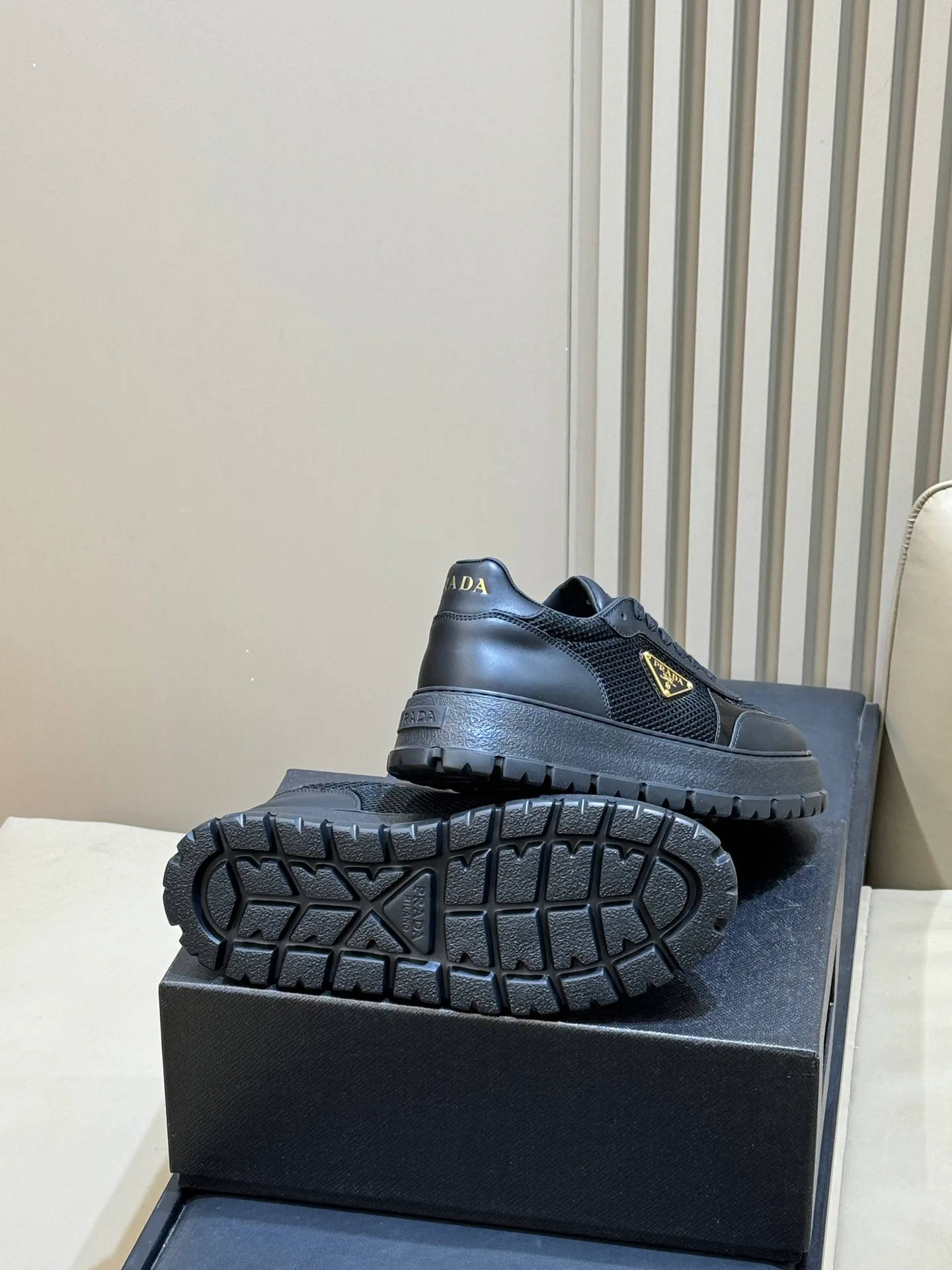 Men's Sneakers PRADA 17915324