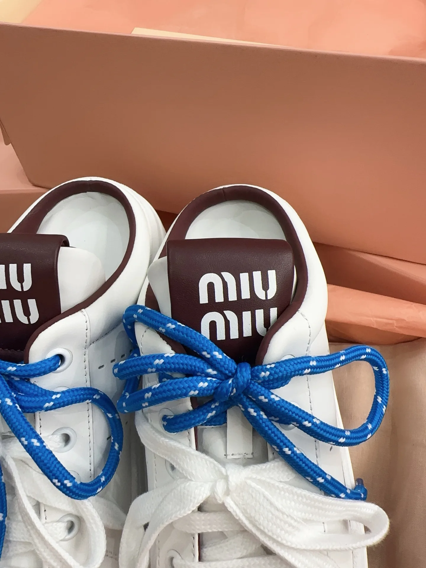 Women's Sneakers MIU MIU 18092113