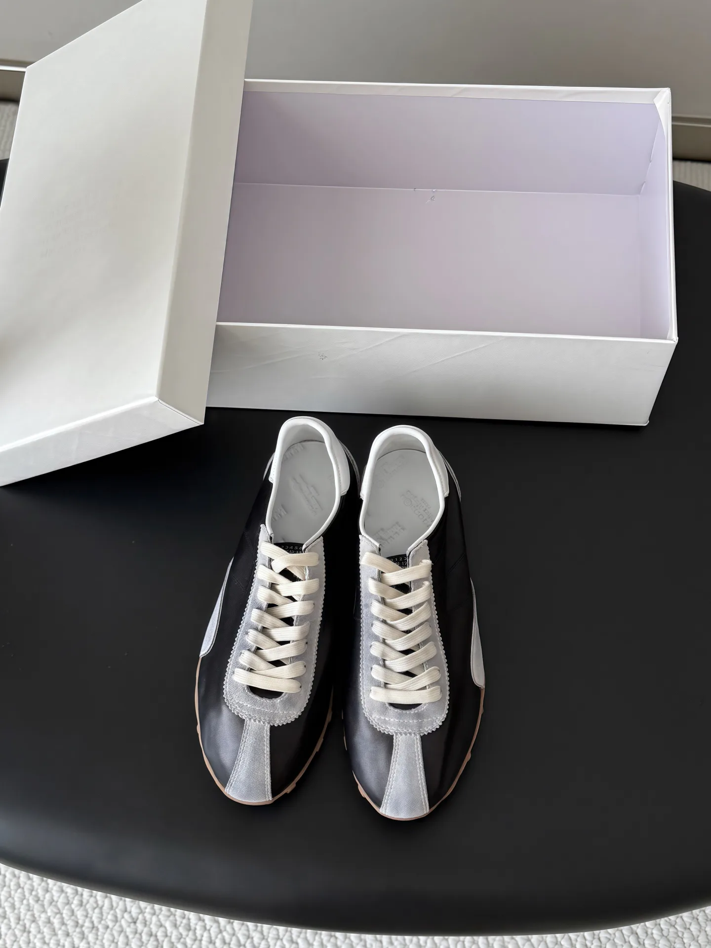 Women's Sneakers MAISON MARGIELA 17526753
