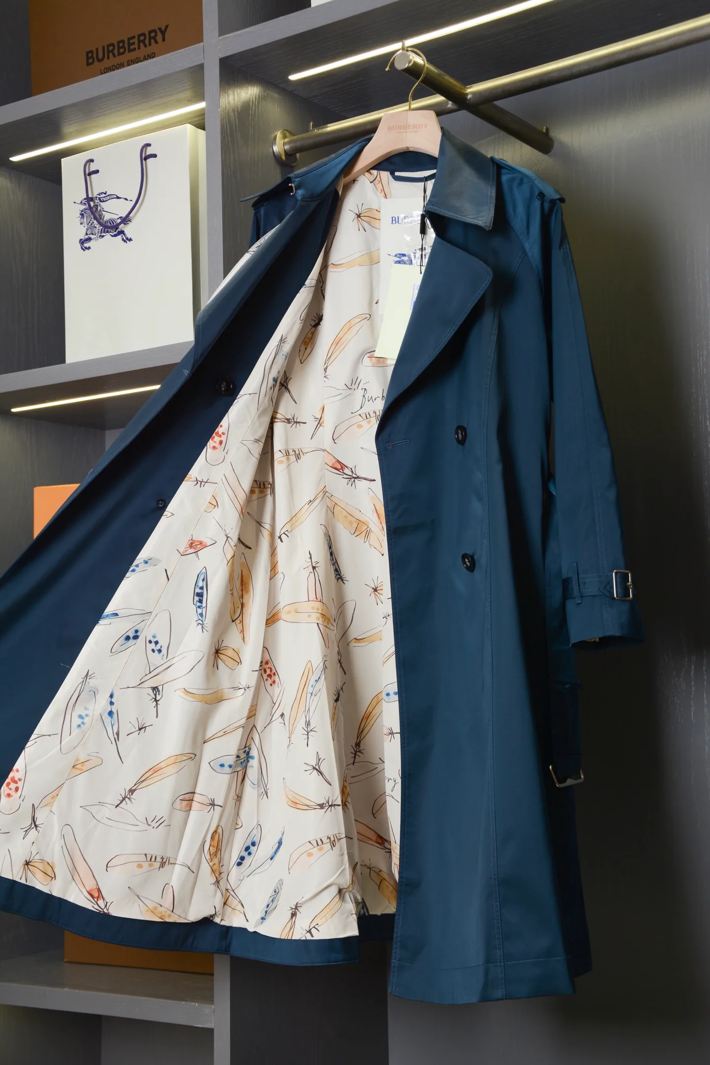 Women's Trench Coats BURBERRY 18512861