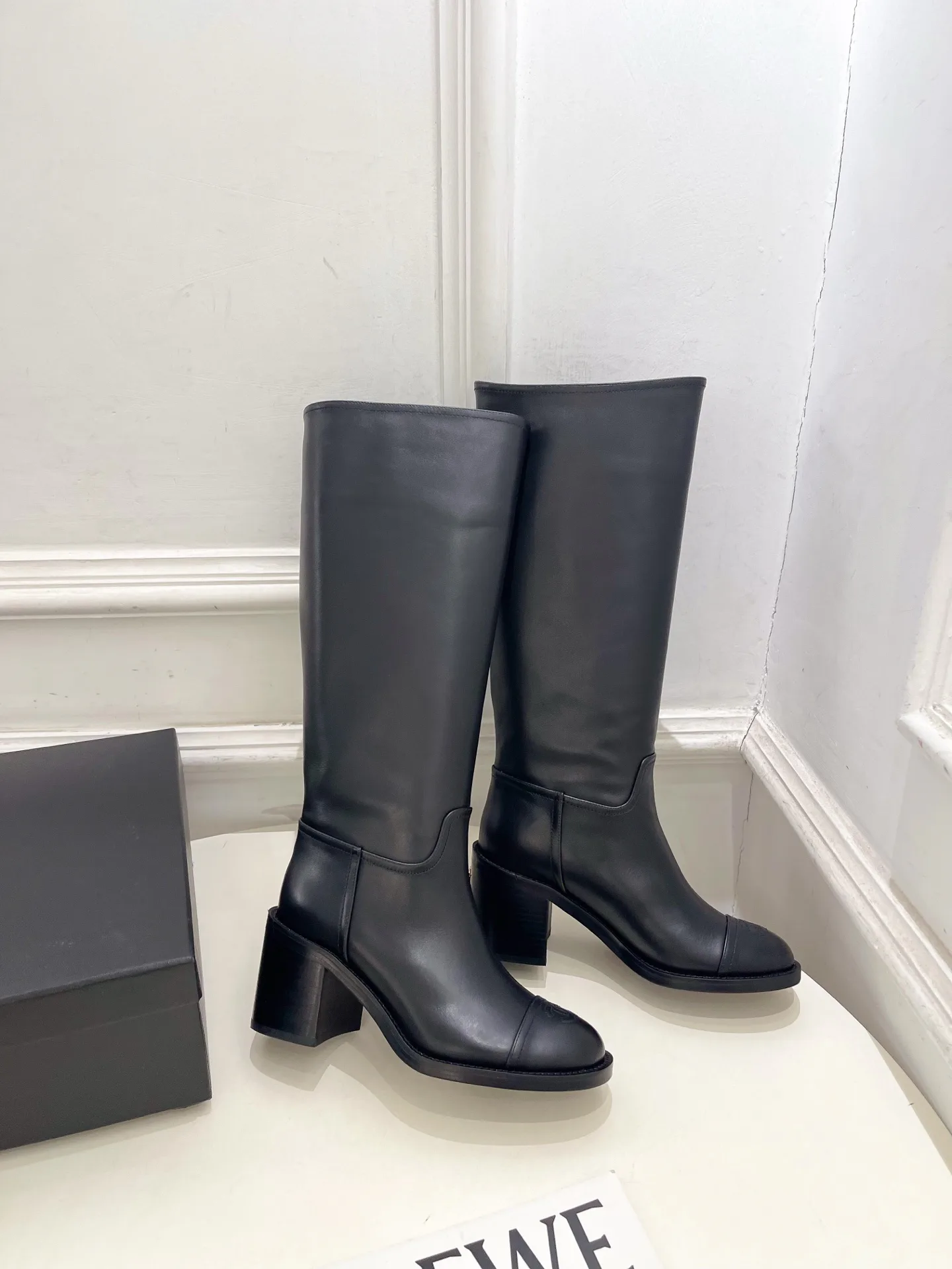 Women's Boots CHANEL 18143107