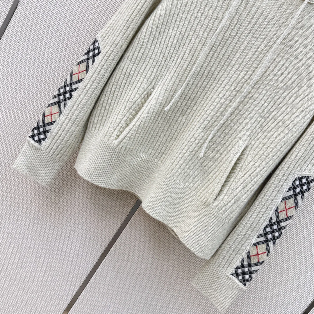 Women's Jumpers And Sweaters BURBERRY 18094407