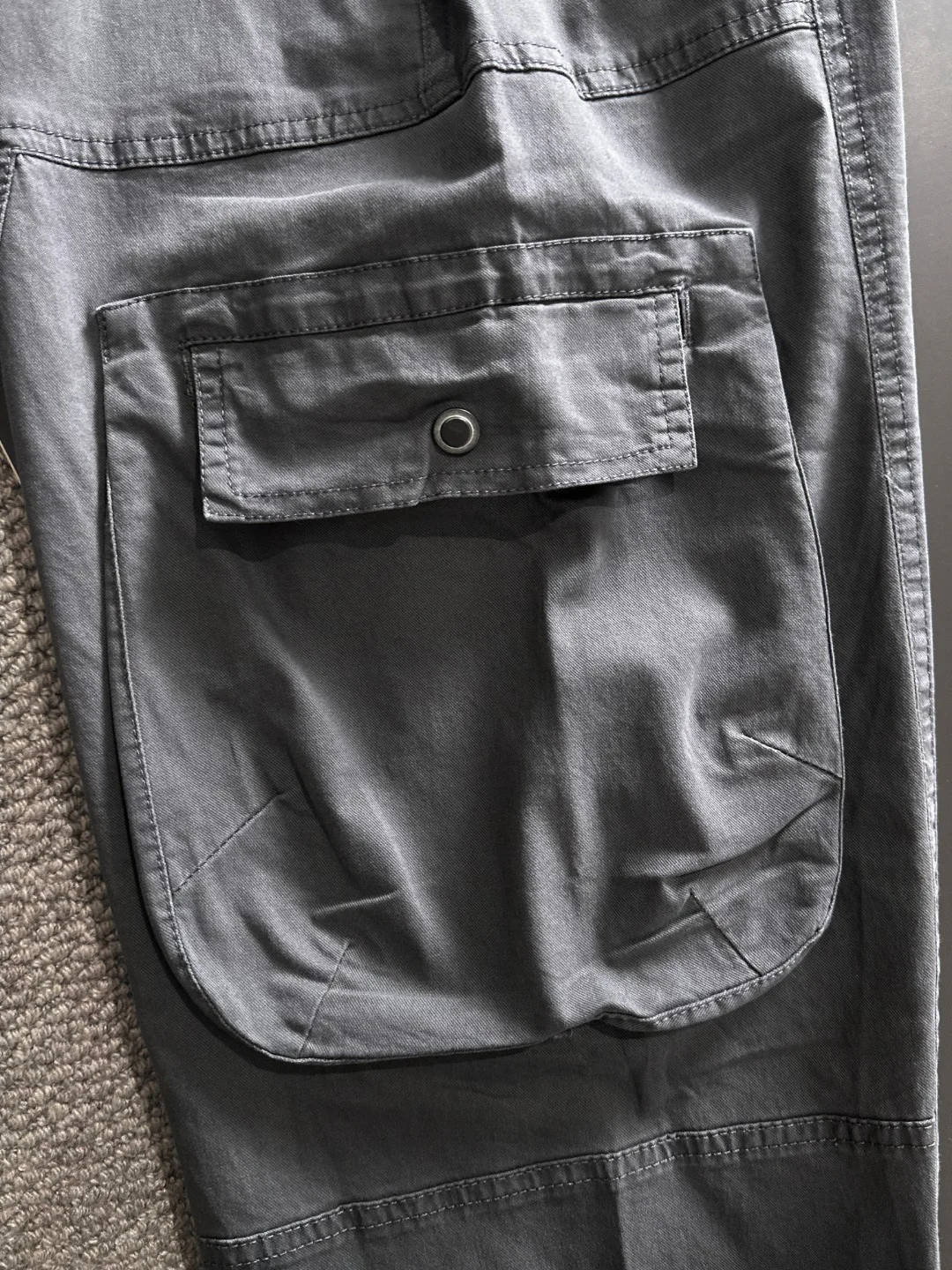 Men's Trousers GUCCI 17557495