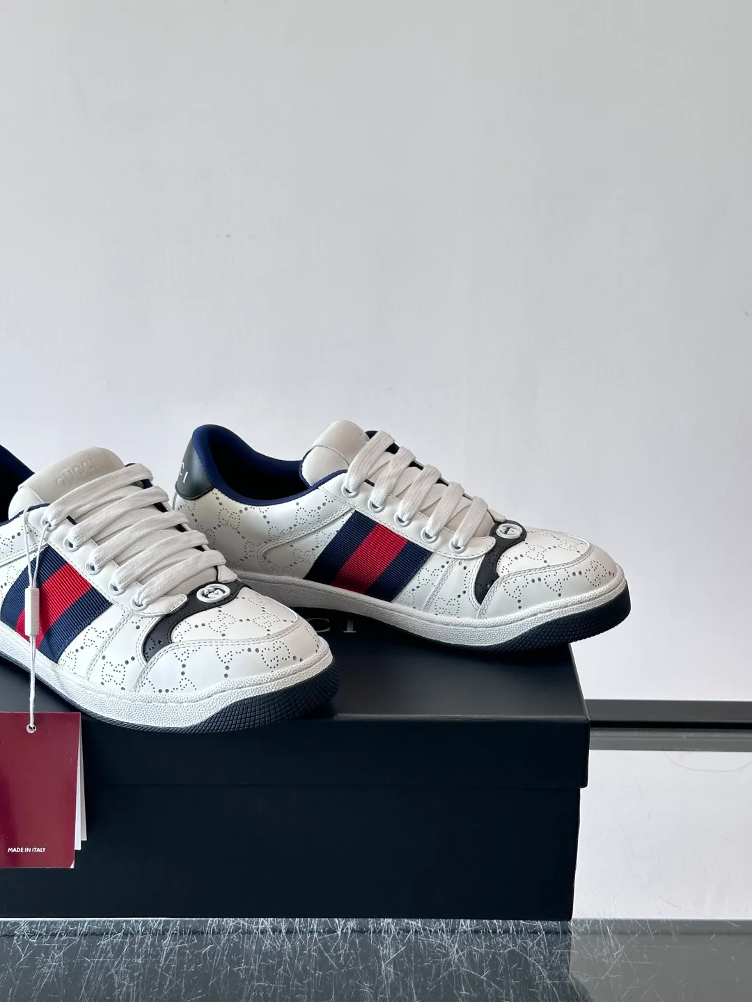 Women's Sneakers GUCCI 18101954