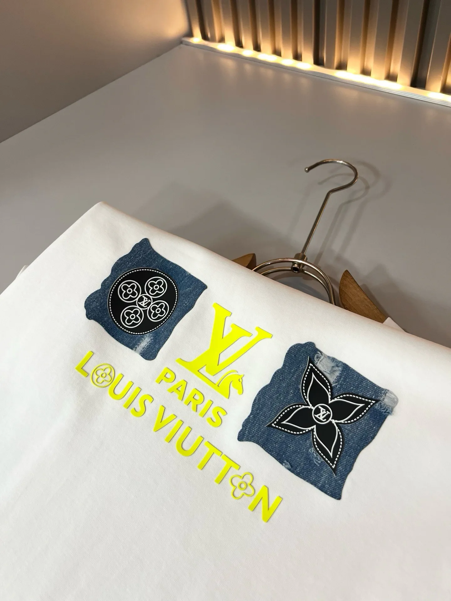 Men's T-Shirts LOUIS VUITTON 18243910