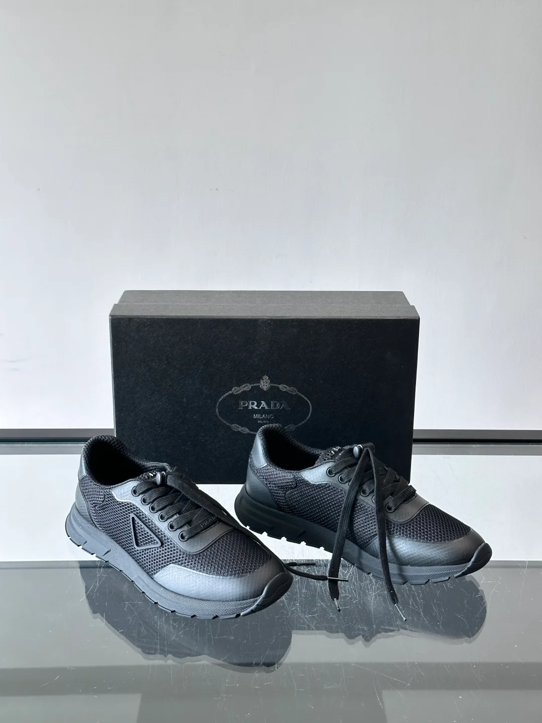 Men's Sneakers PRADA 17646152