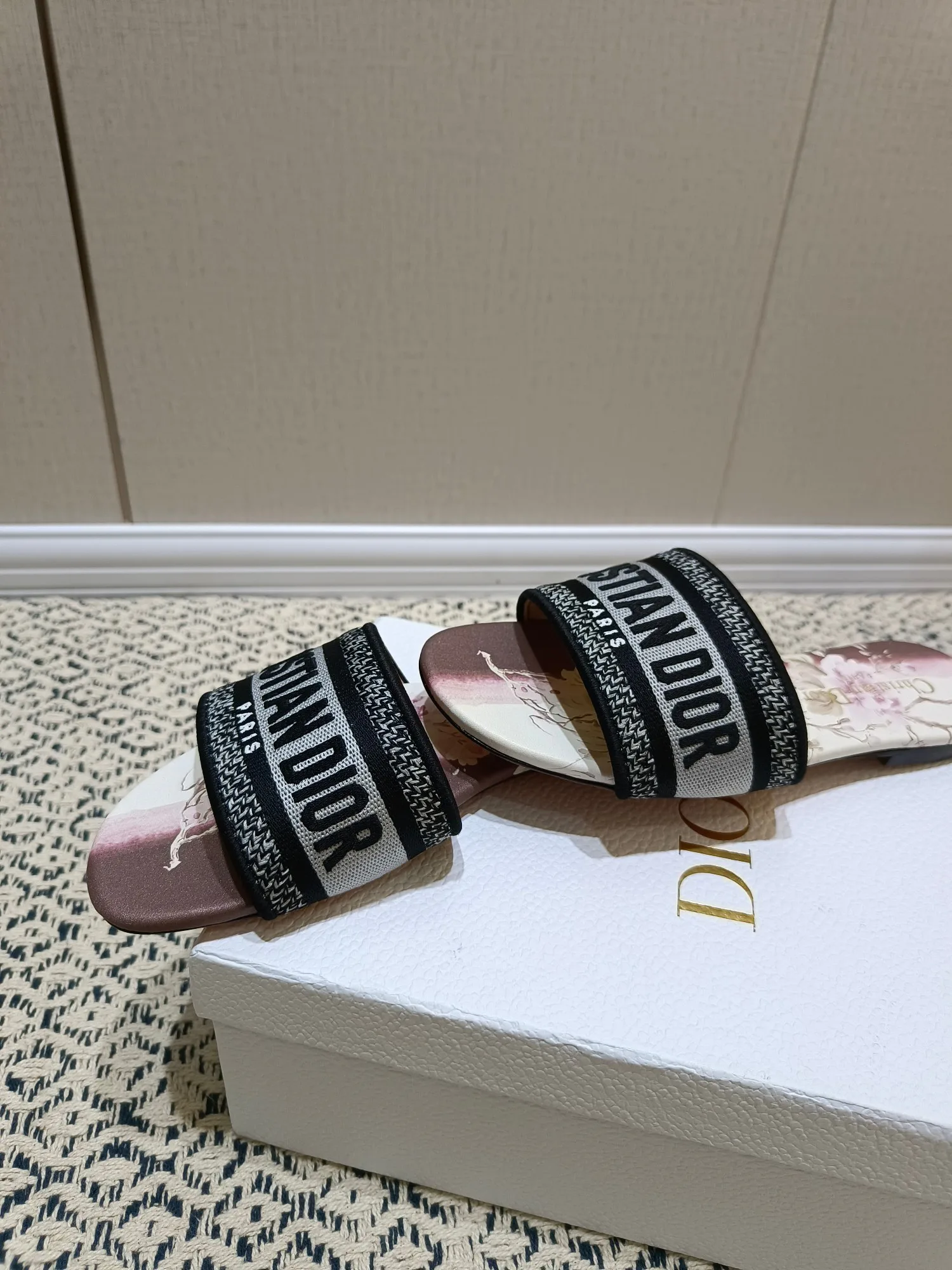 Women's Flip-Flops CHRISTIAN DIOR 17805883