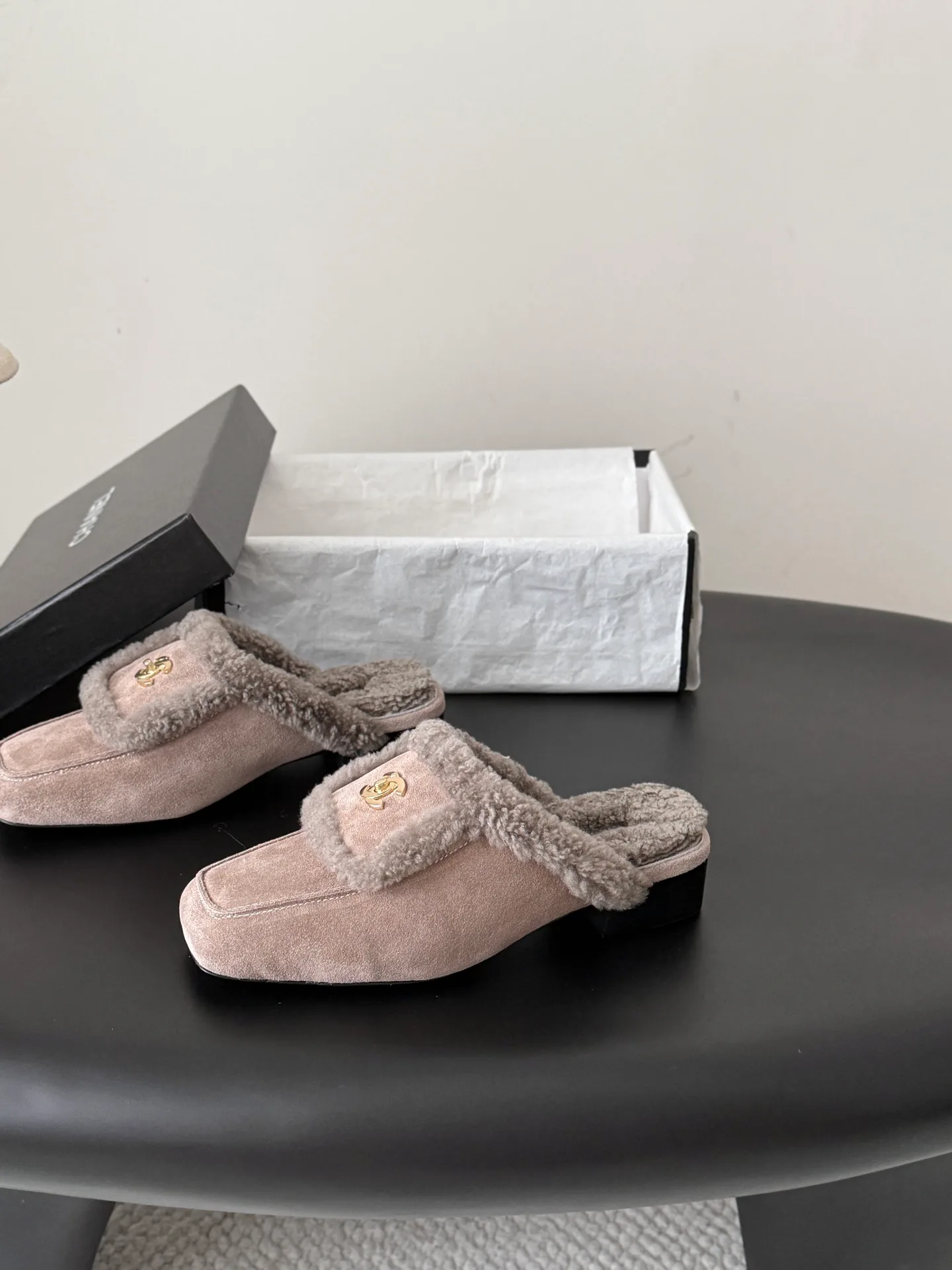 Women's Mules And Clogs CHANEL 18362220